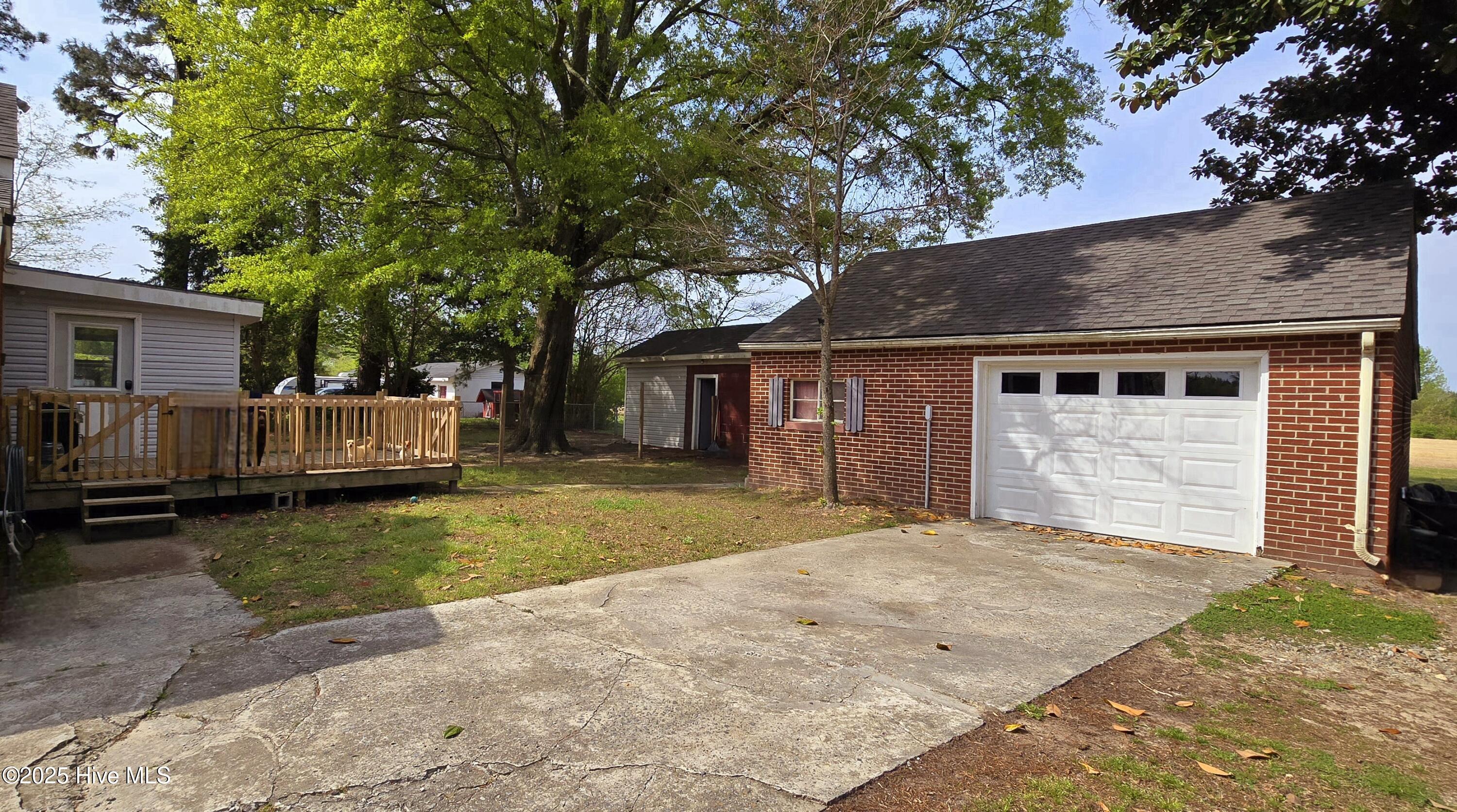 1034 Nc Highway 37 Property Photo 3