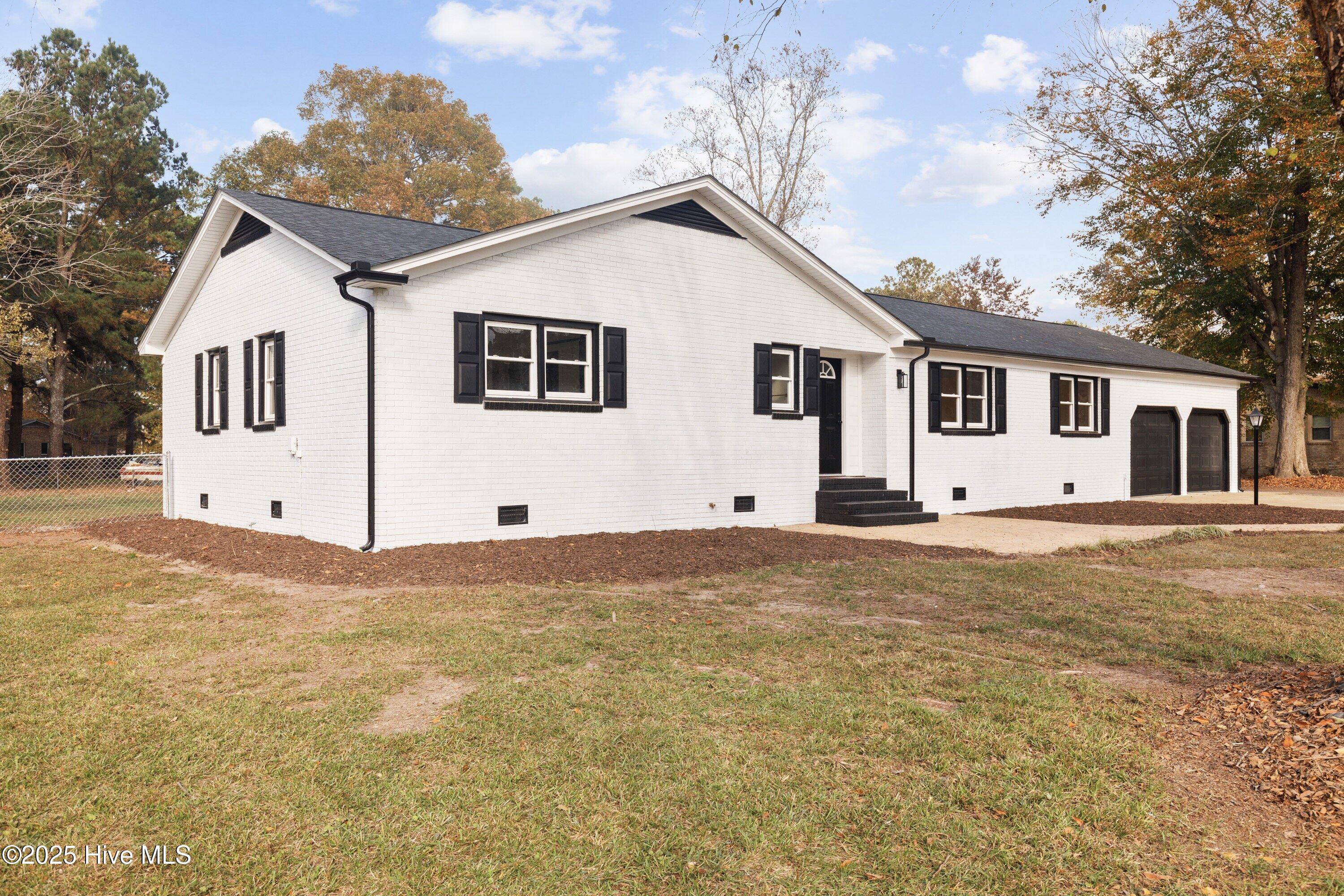 2006 Johnson Road Property Photo