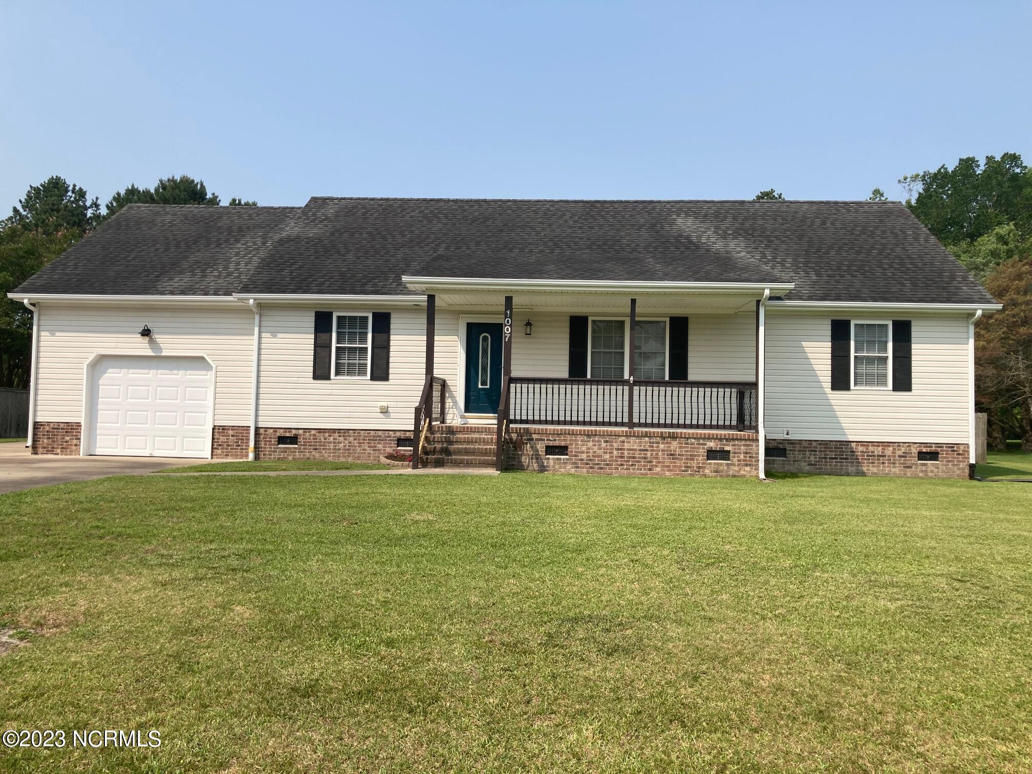 1007 Azalea Trail Property Photo