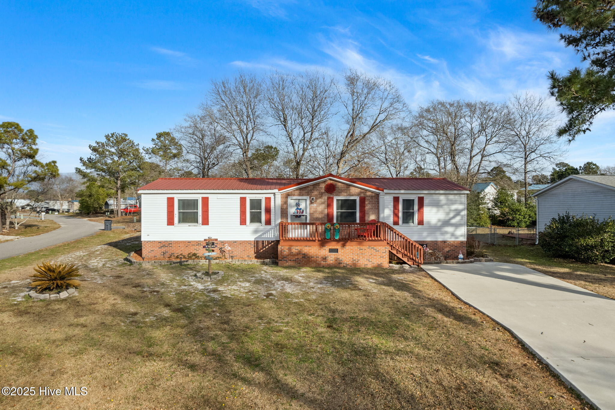 2228 Lakeside Avenue Property Photo