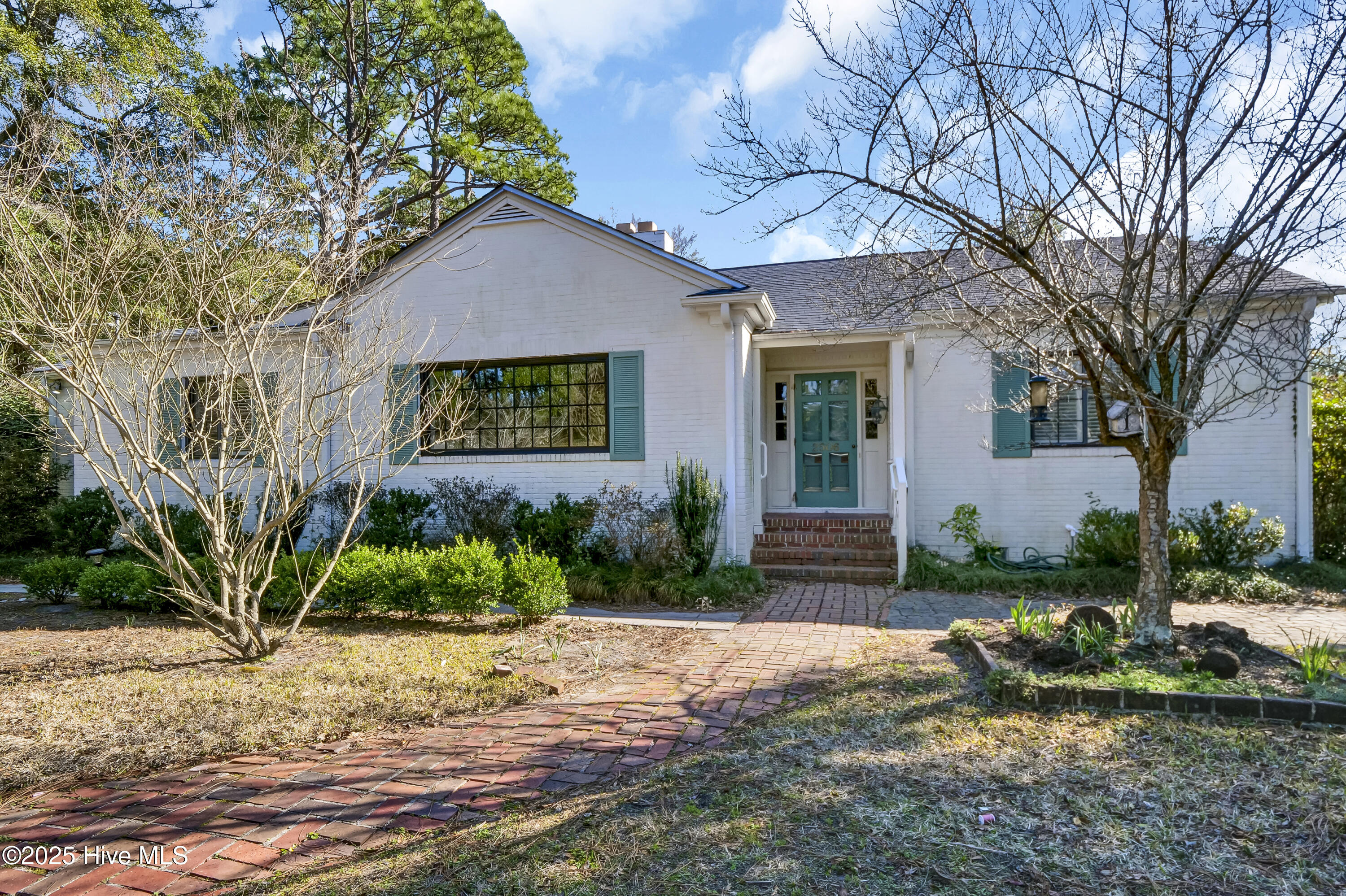 Highland Hills Real Estate Listings Main Image
