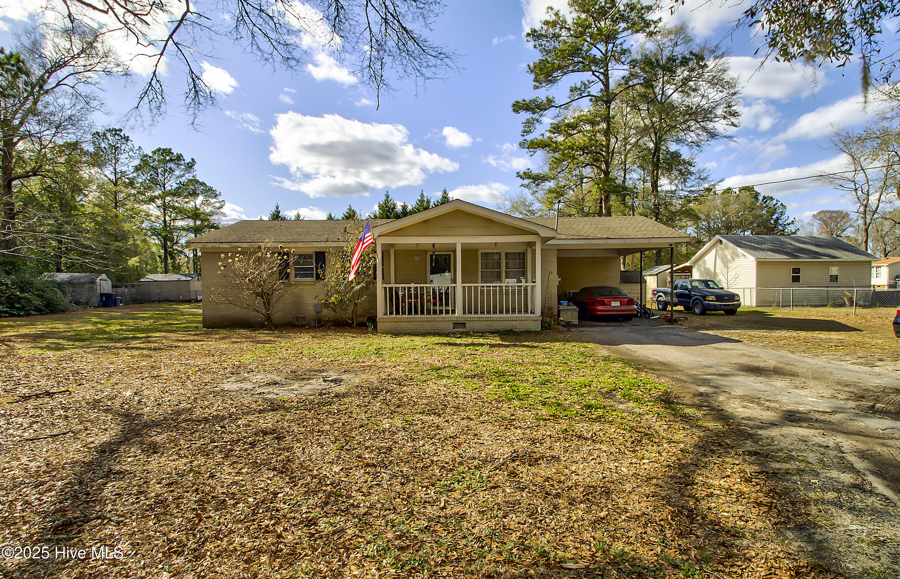 2761 Shaw Highway Property Photo 2
