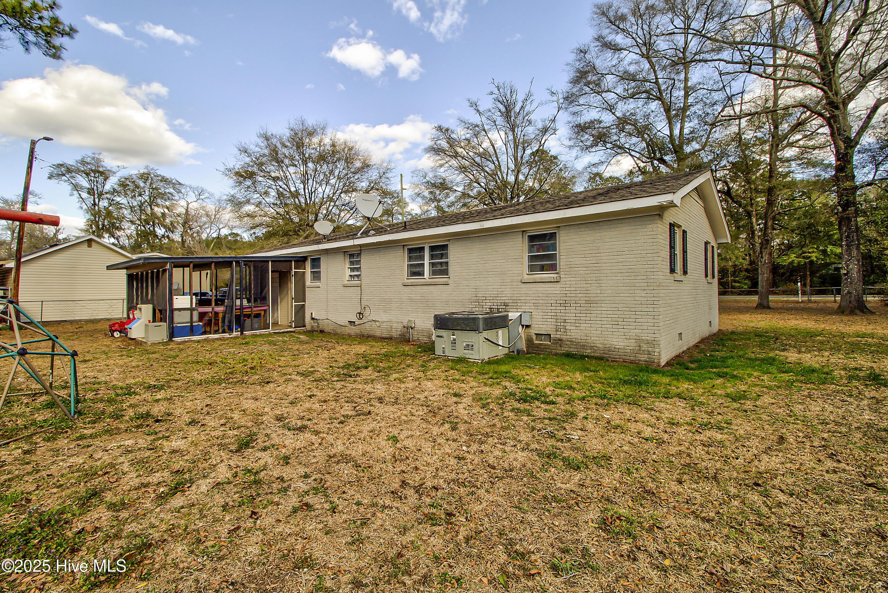 2761 Shaw Highway Property Photo 14