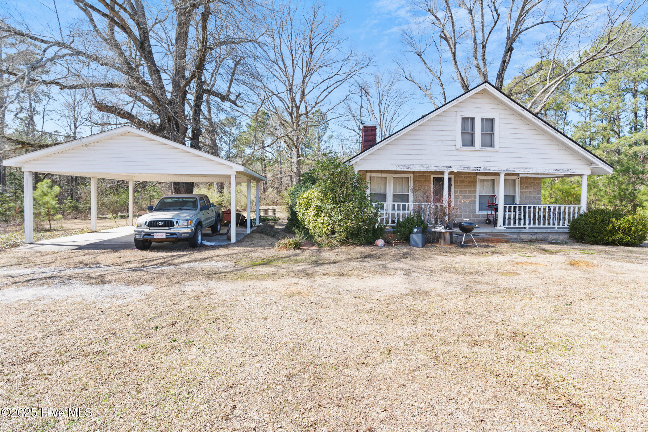 277 Old Woods Road Property Photo 1