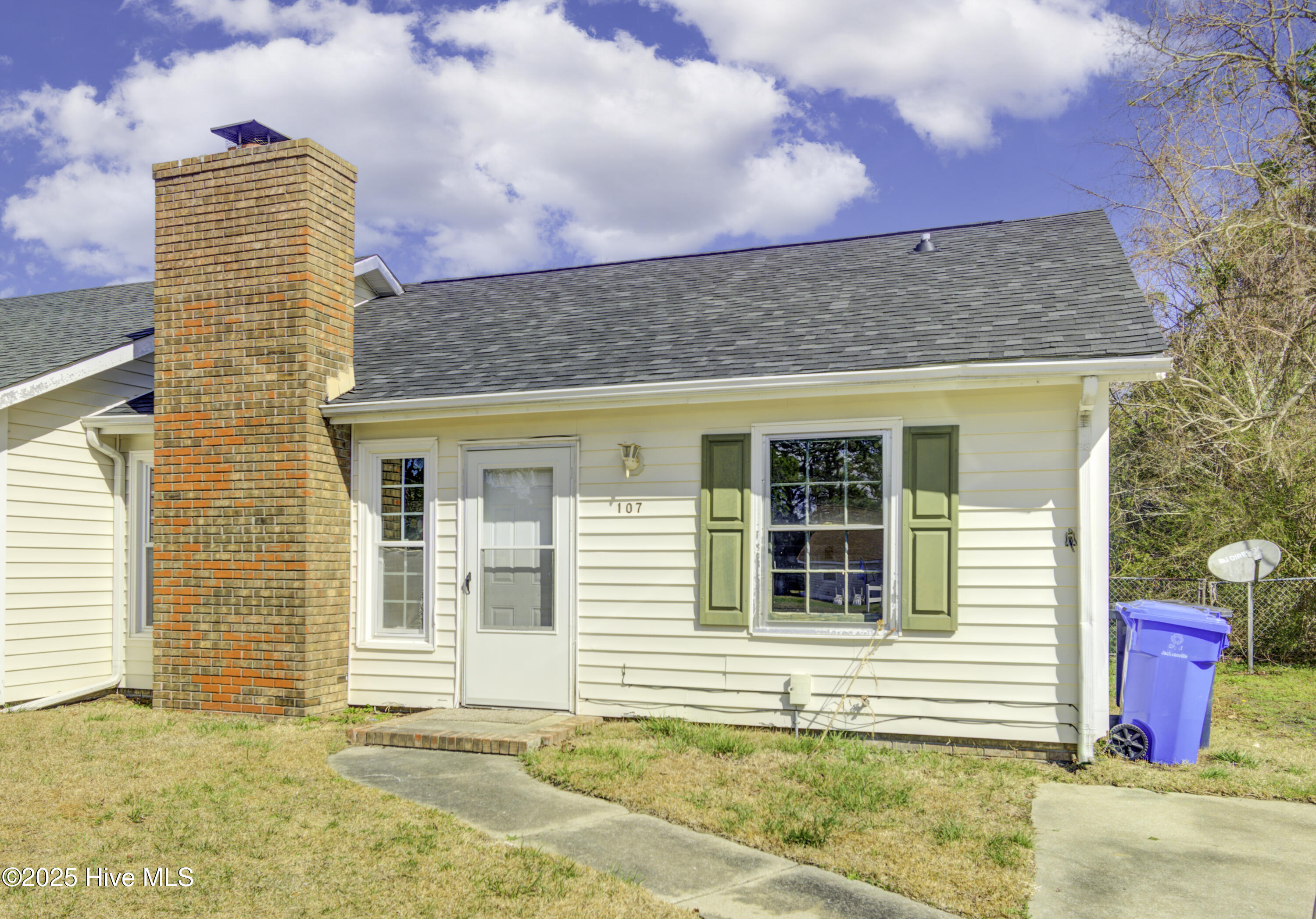 107 Garden Place Property Photo