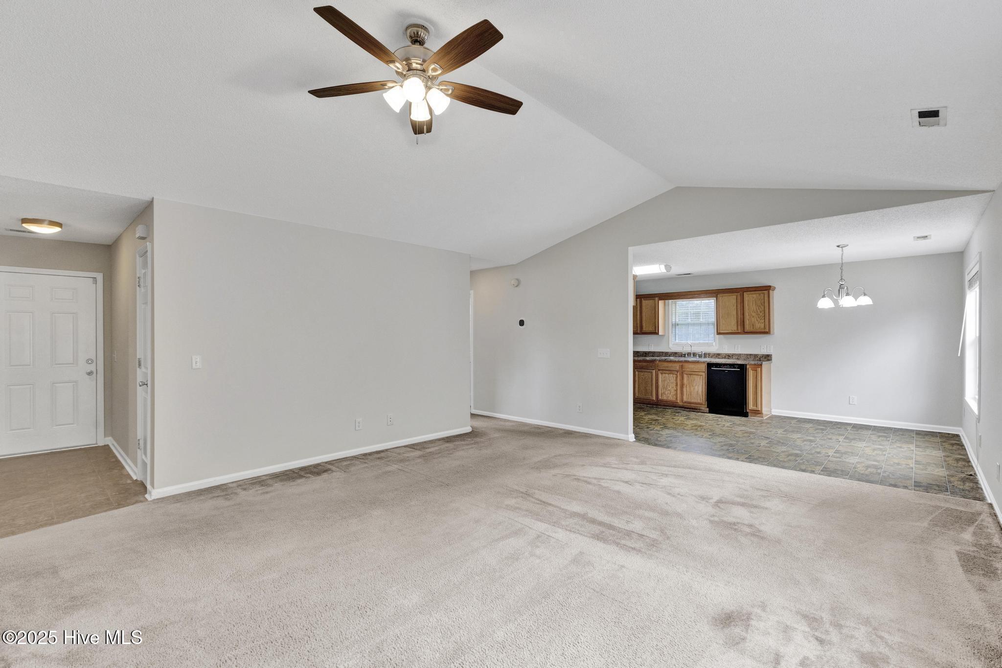 138 Acorn Way Property Photo 5