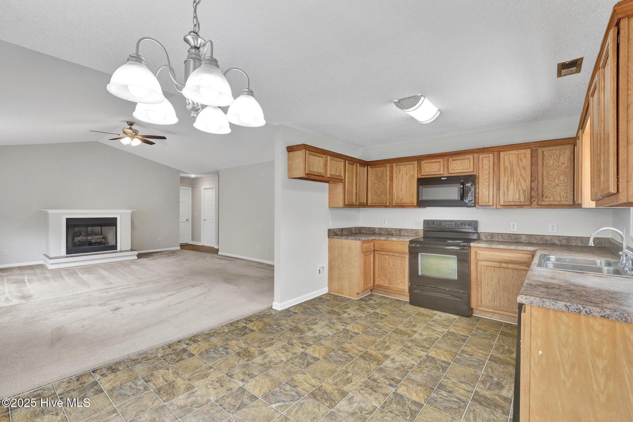 138 Acorn Way Property Photo 10