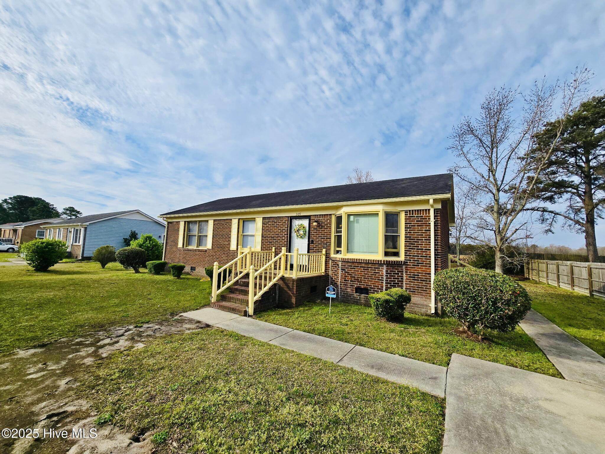 309 Boswell Street Property Photo