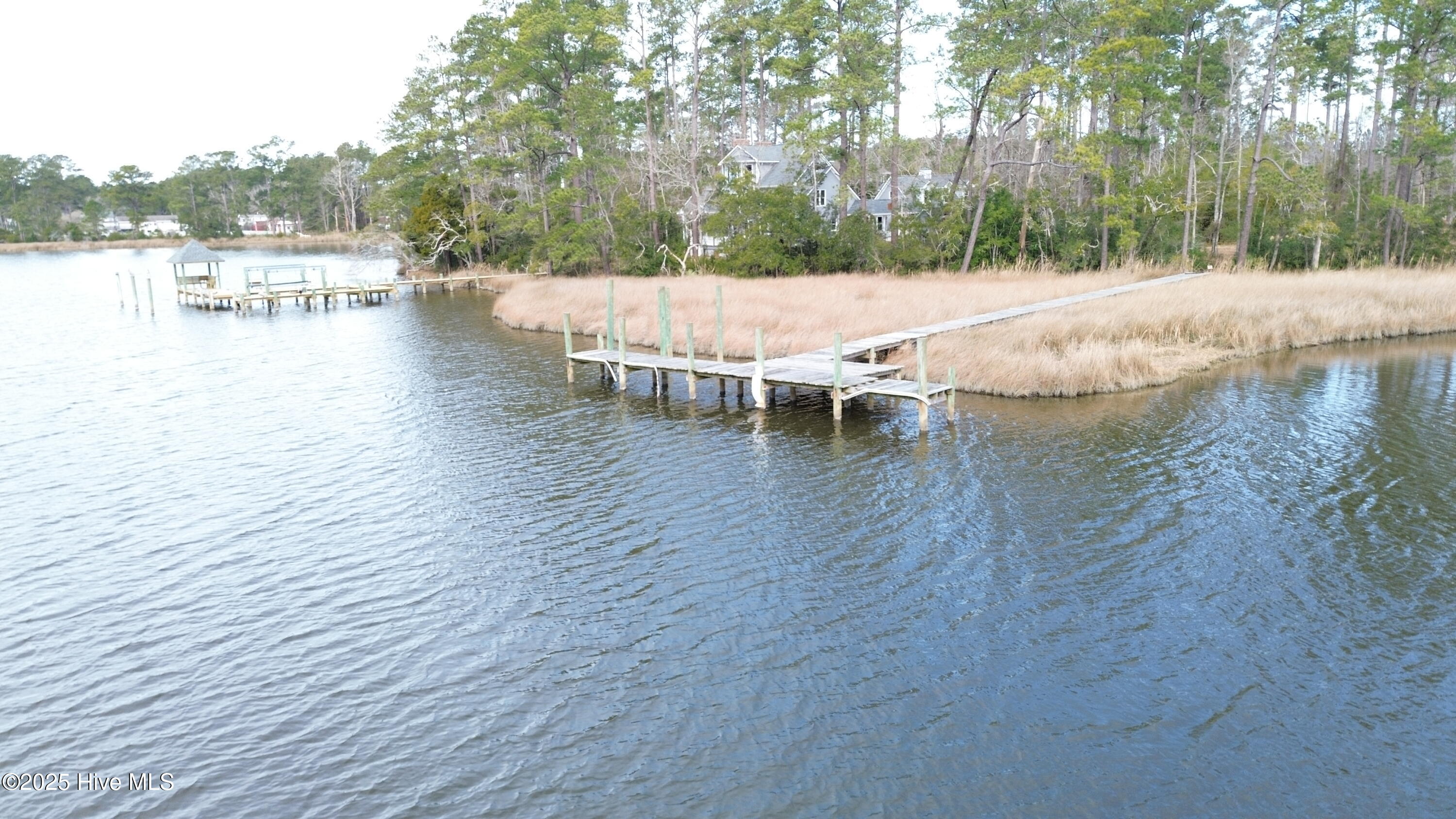 252 Jonaquins Drive Property Photo 15