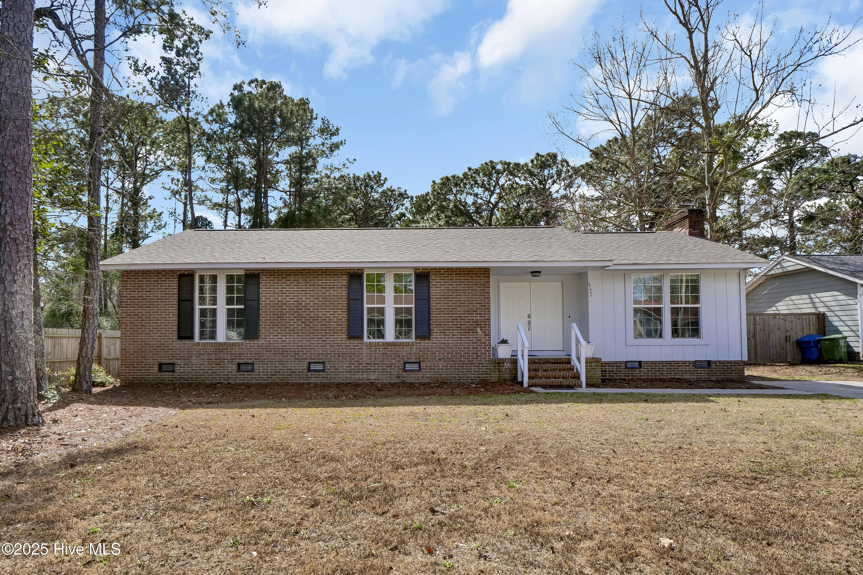 5122 Hunters Trail Property Photo 2