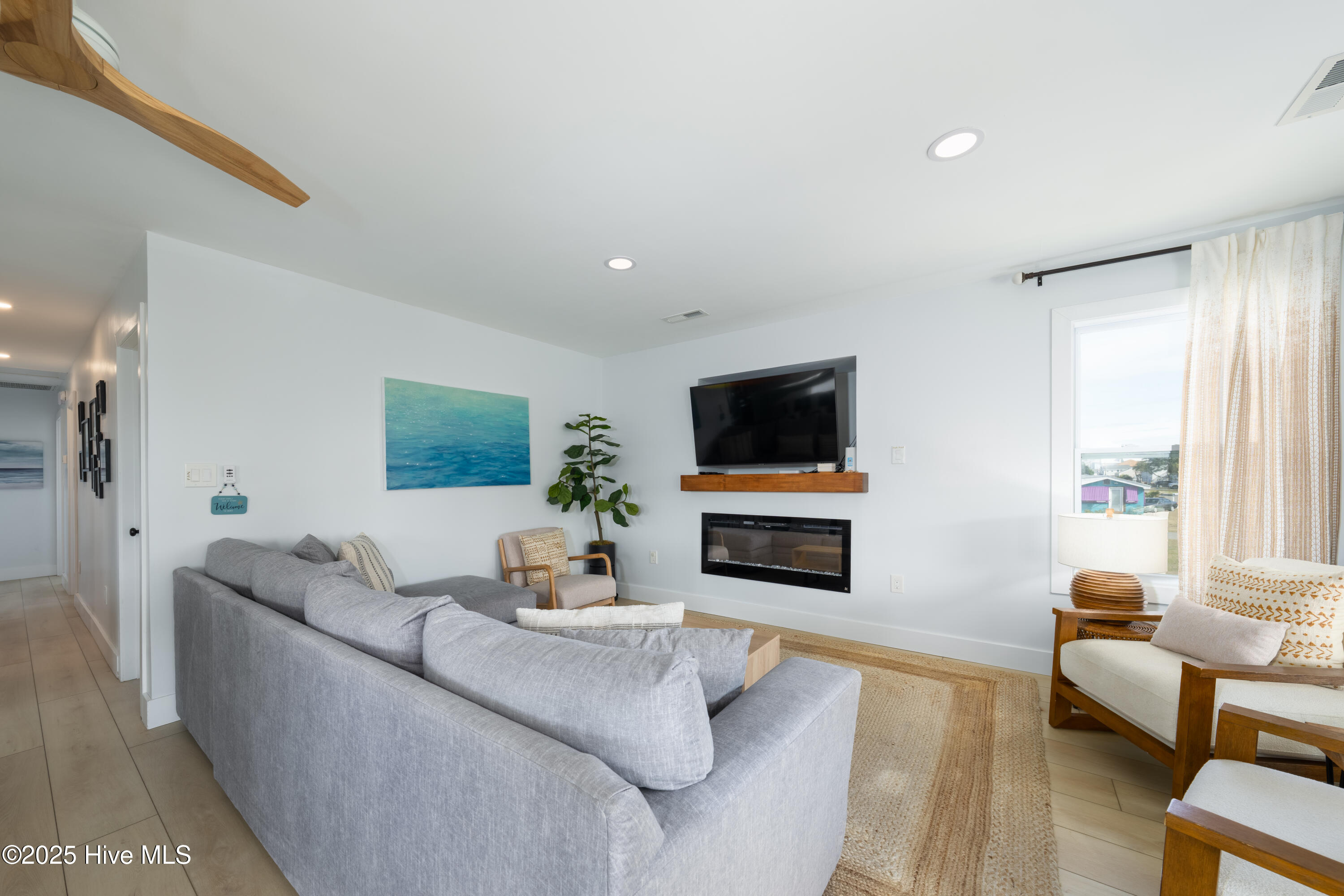510 S Third Avenue Property Photo 7