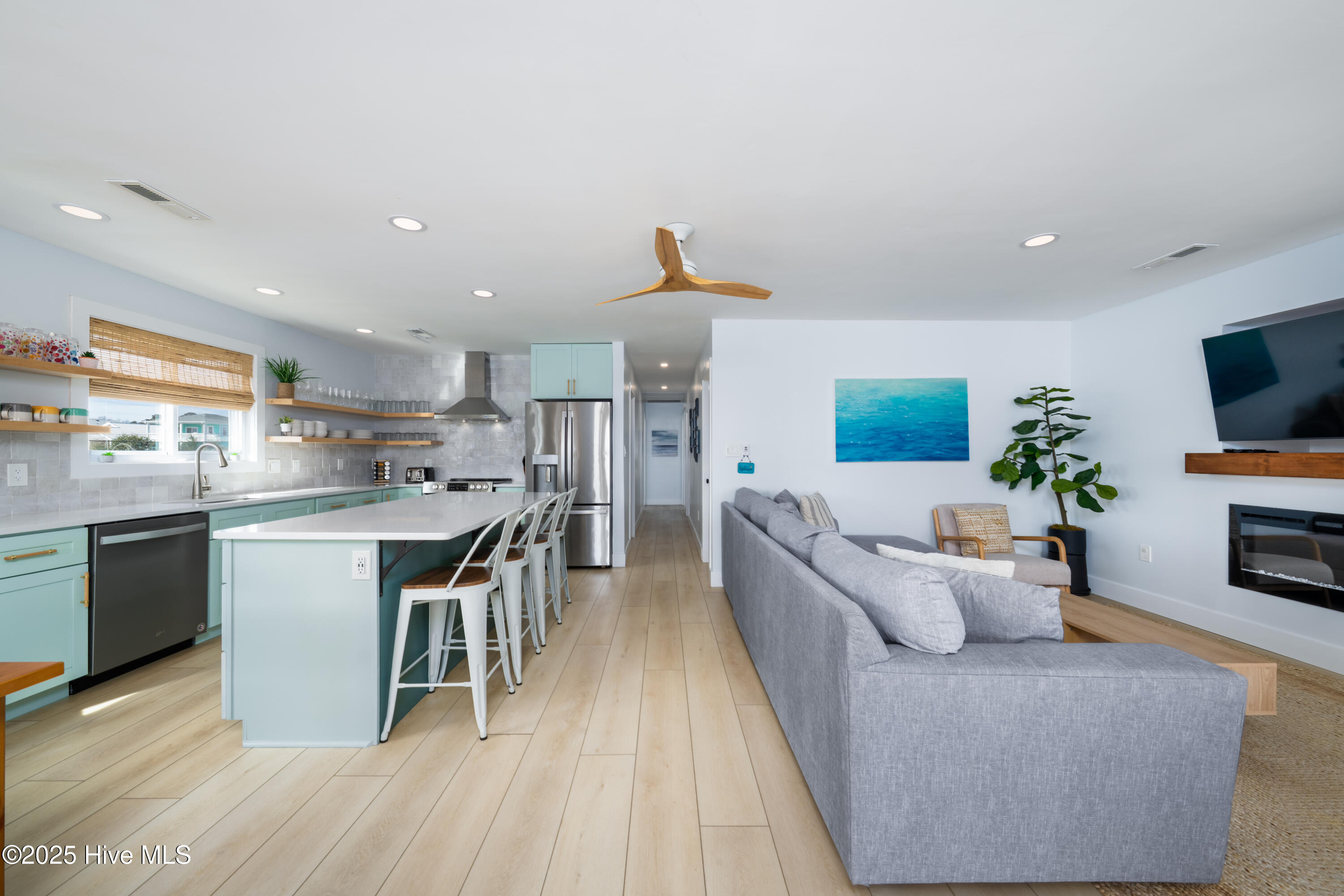 510 S Third Avenue Property Photo 9