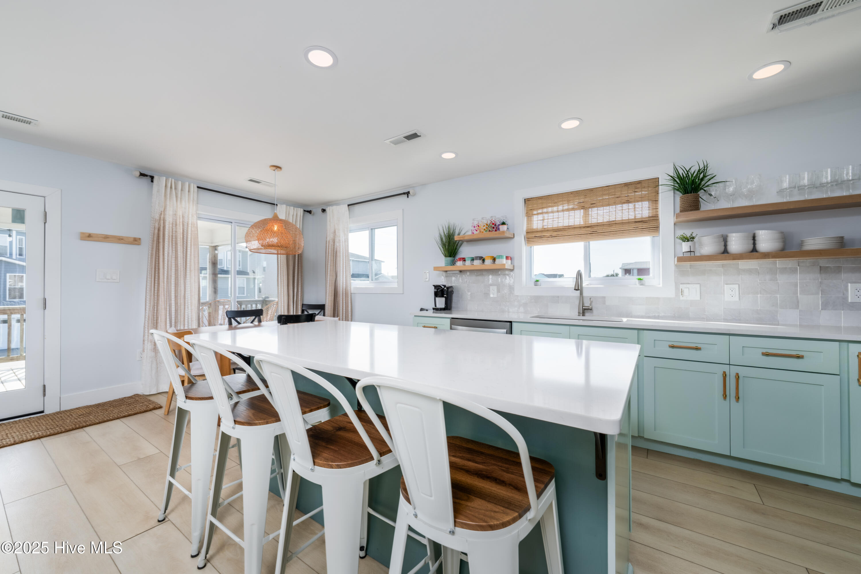 510 S Third Avenue Property Photo 14