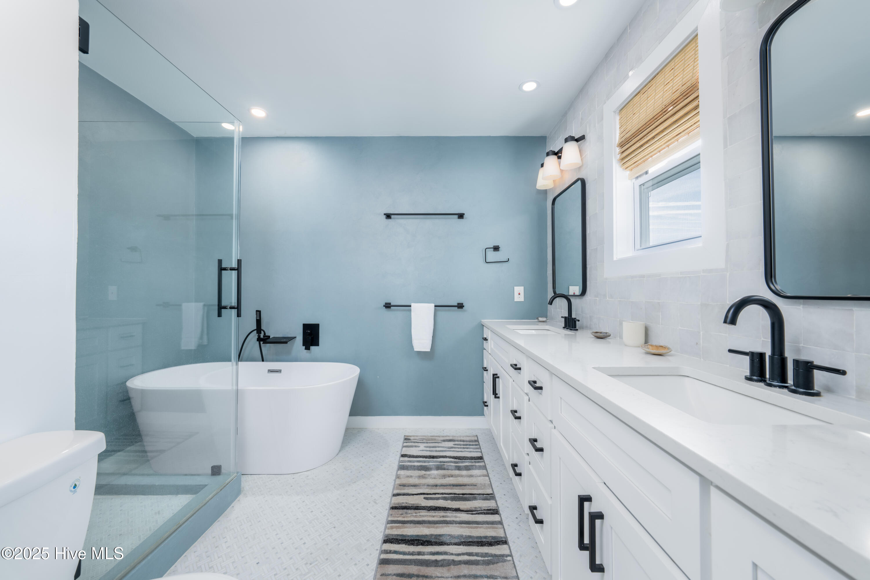 510 S Third Avenue Property Photo 17