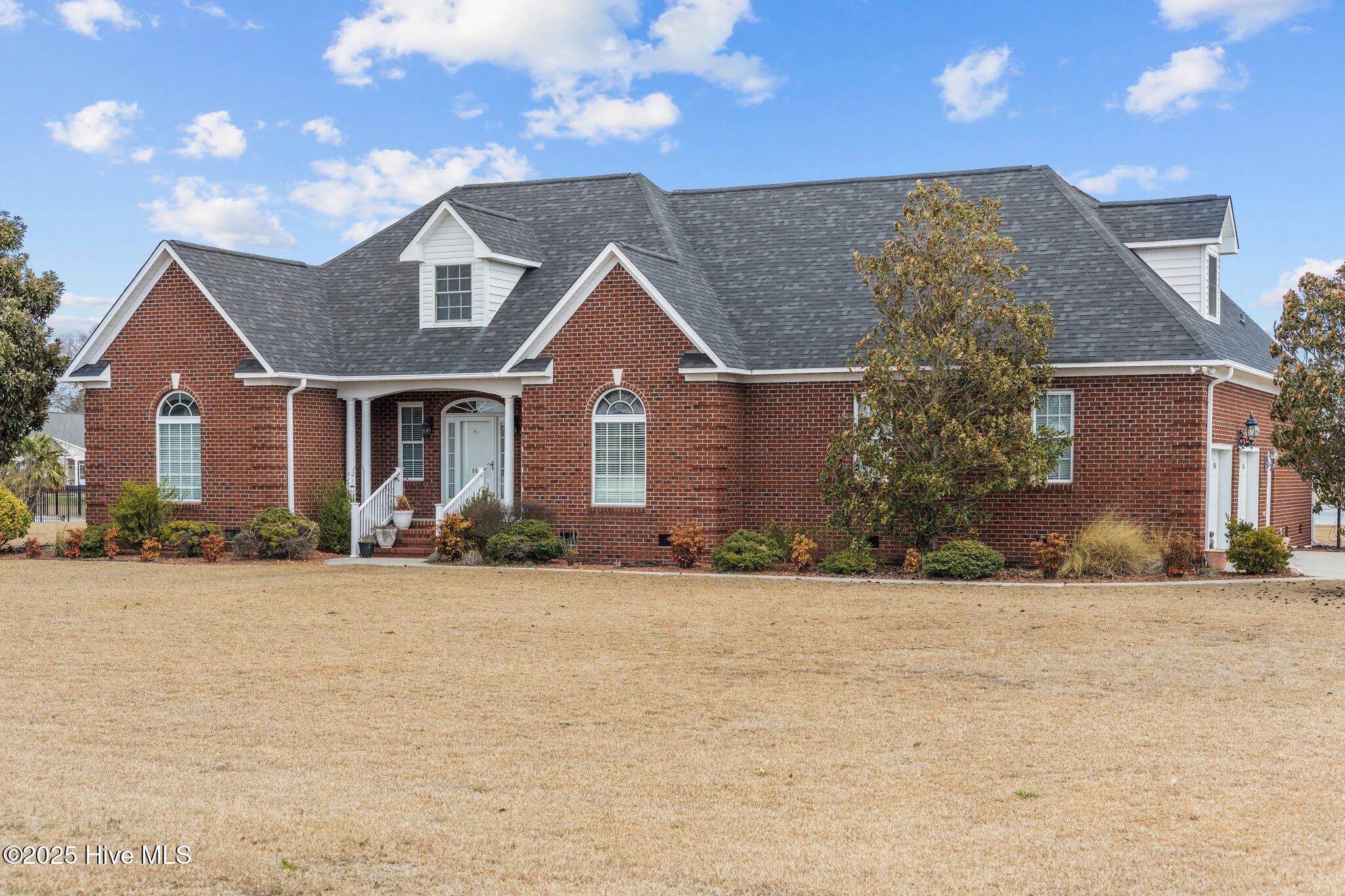 6011 Waters Edge Drive Property Photo 12