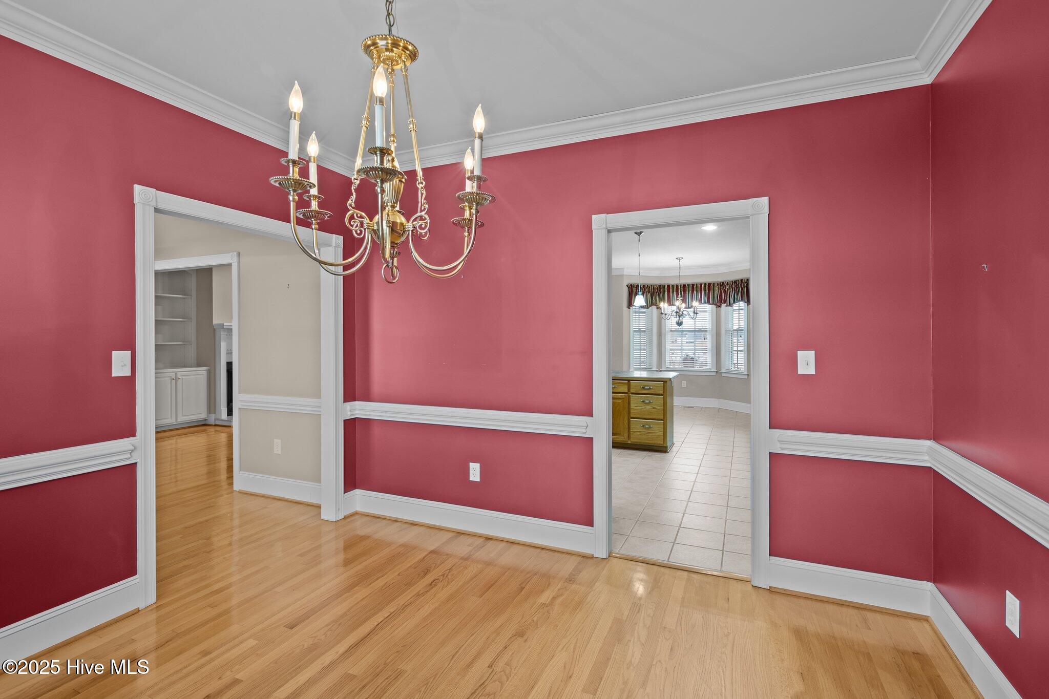 6011 Waters Edge Drive Property Photo 13