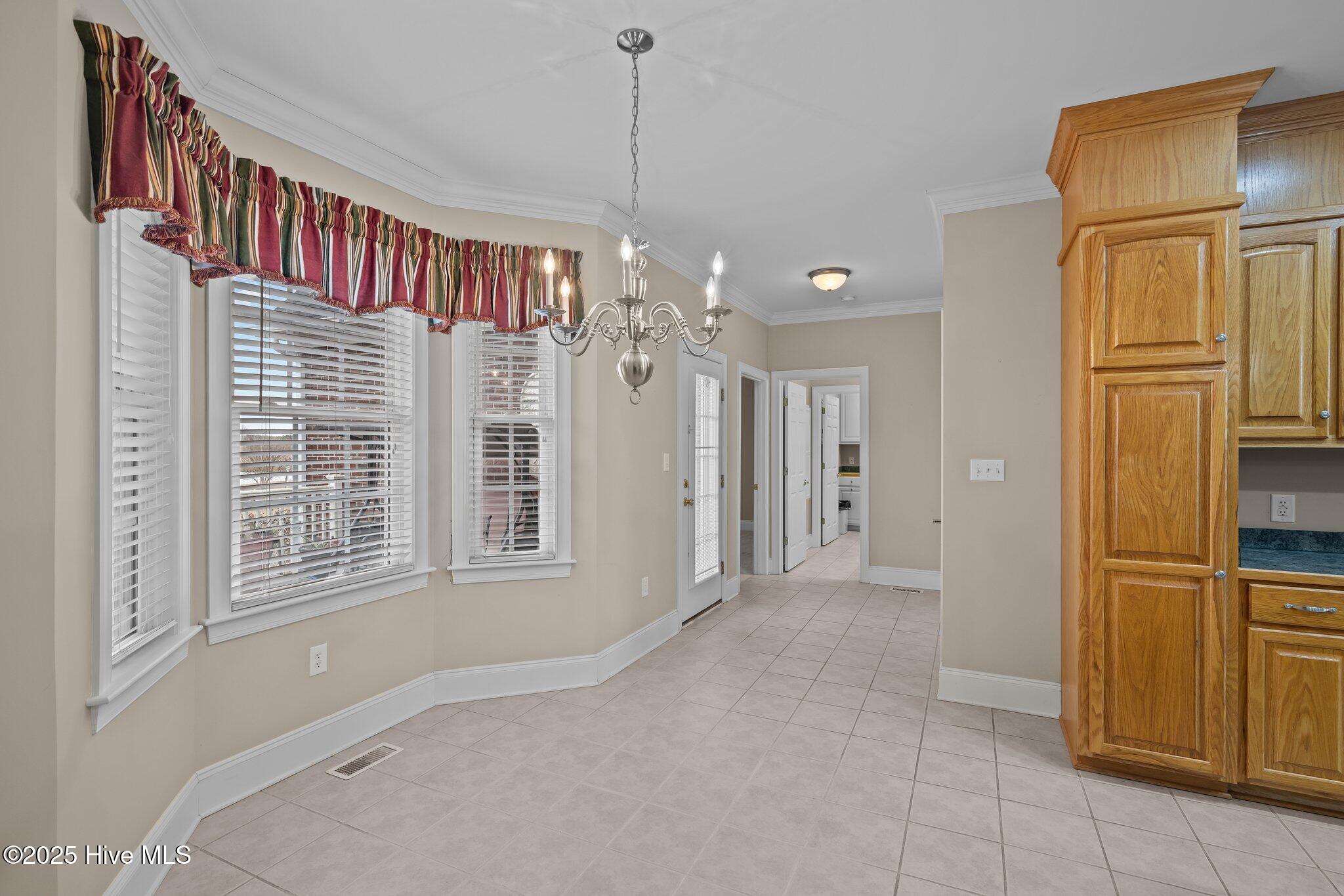 6011 Waters Edge Drive Property Photo 19