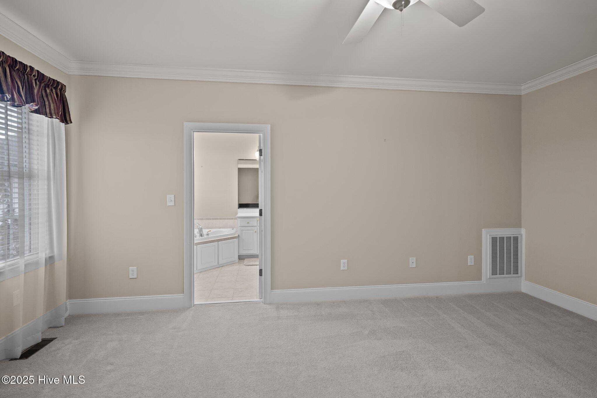 6011 Waters Edge Drive Property Photo 21