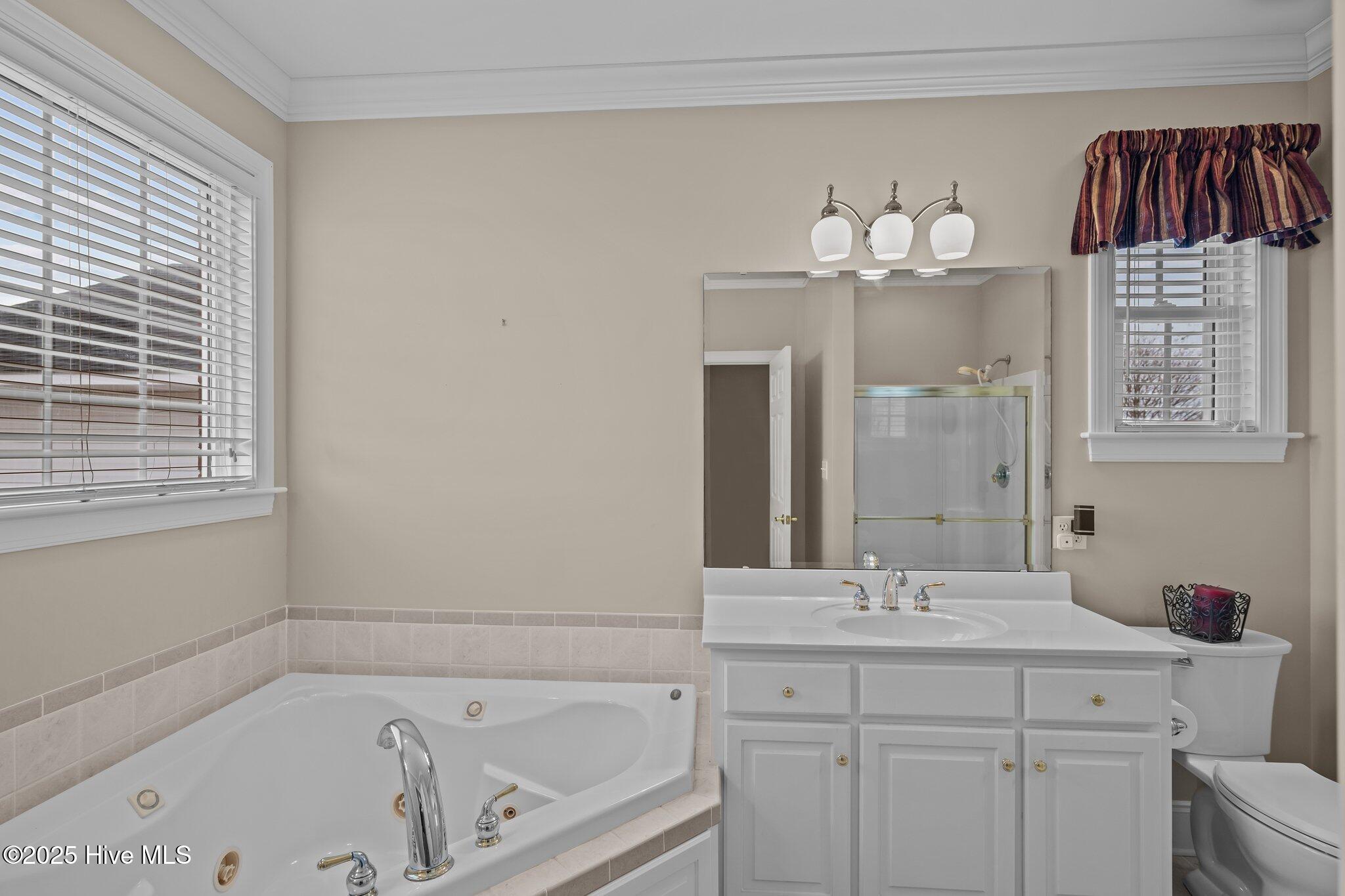 6011 Waters Edge Drive Property Photo 23