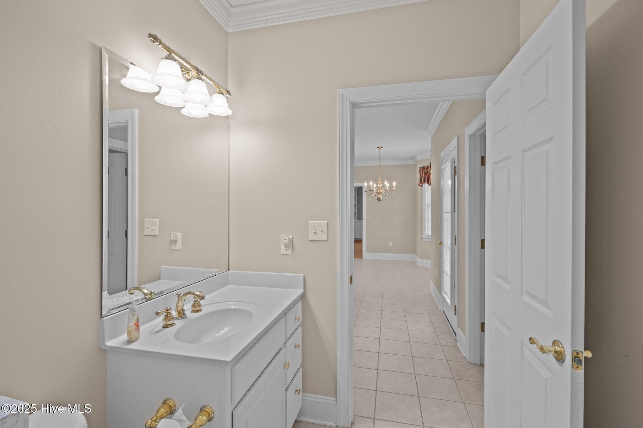 6011 Waters Edge Drive Property Photo 27