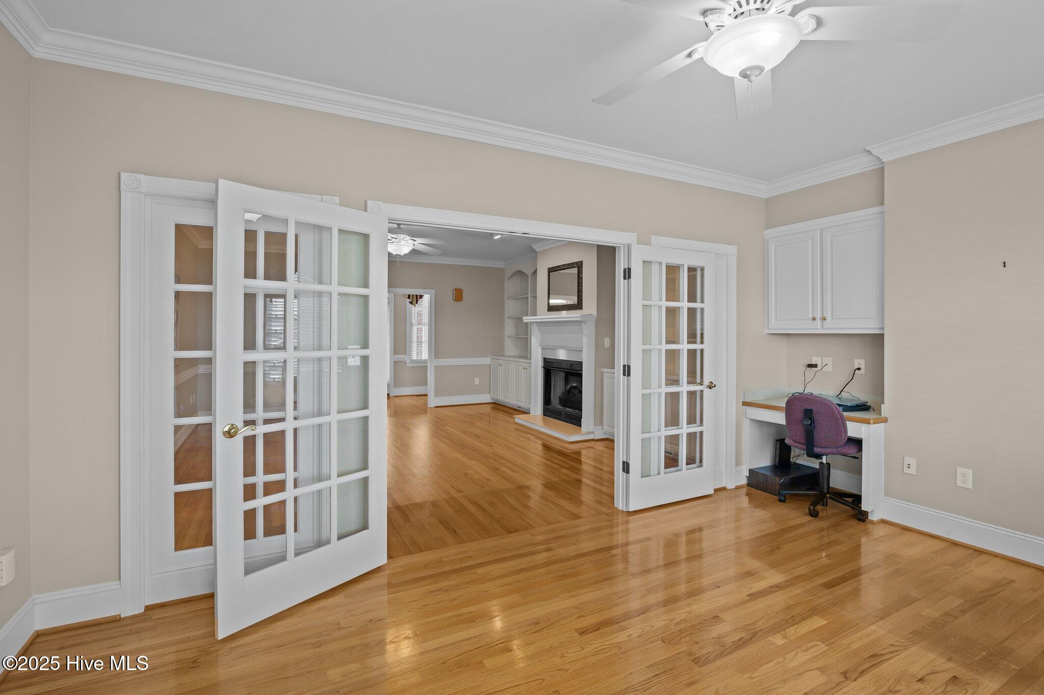 6011 Waters Edge Drive Property Photo 30