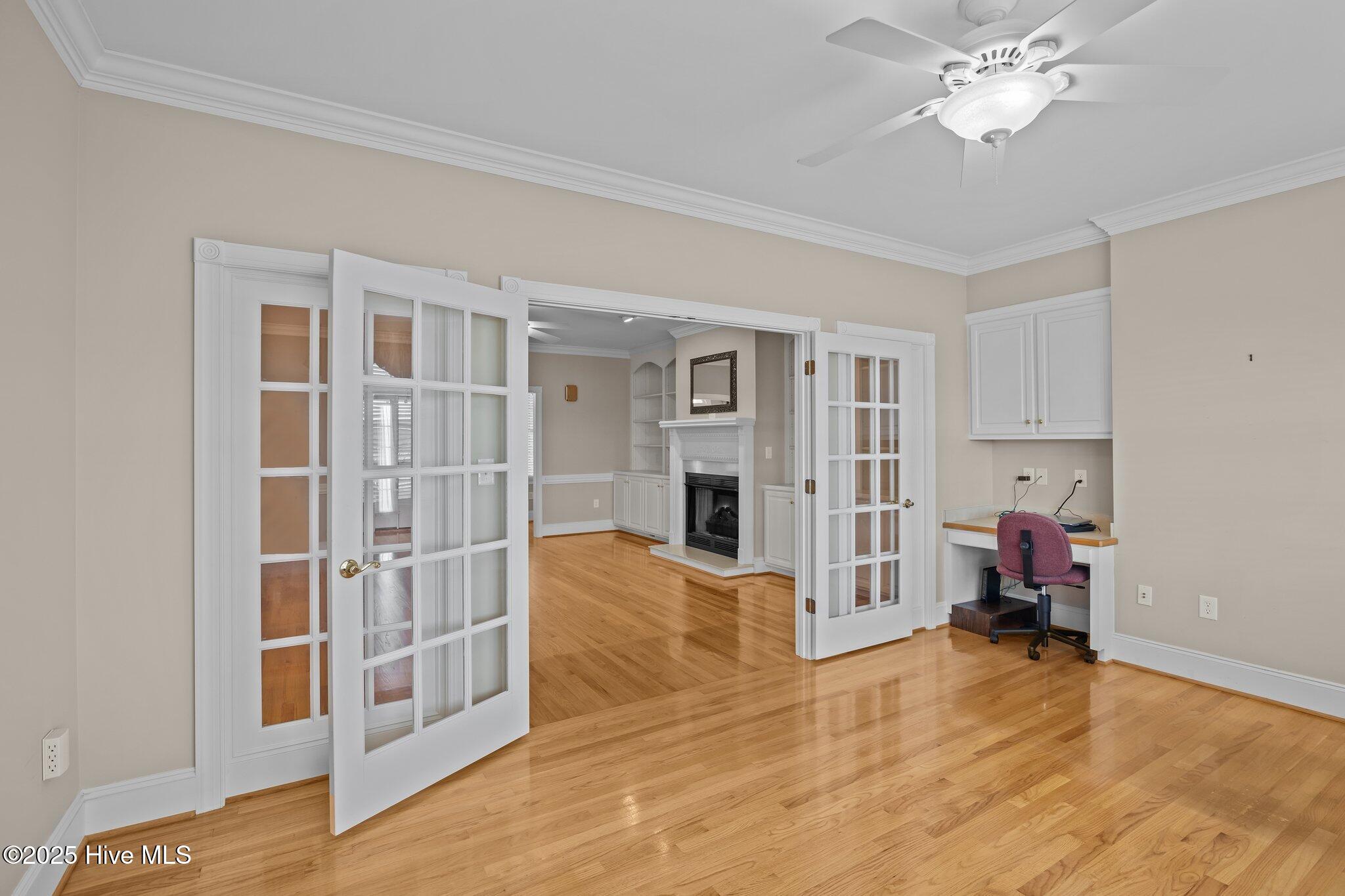 6011 Waters Edge Drive Property Photo 32