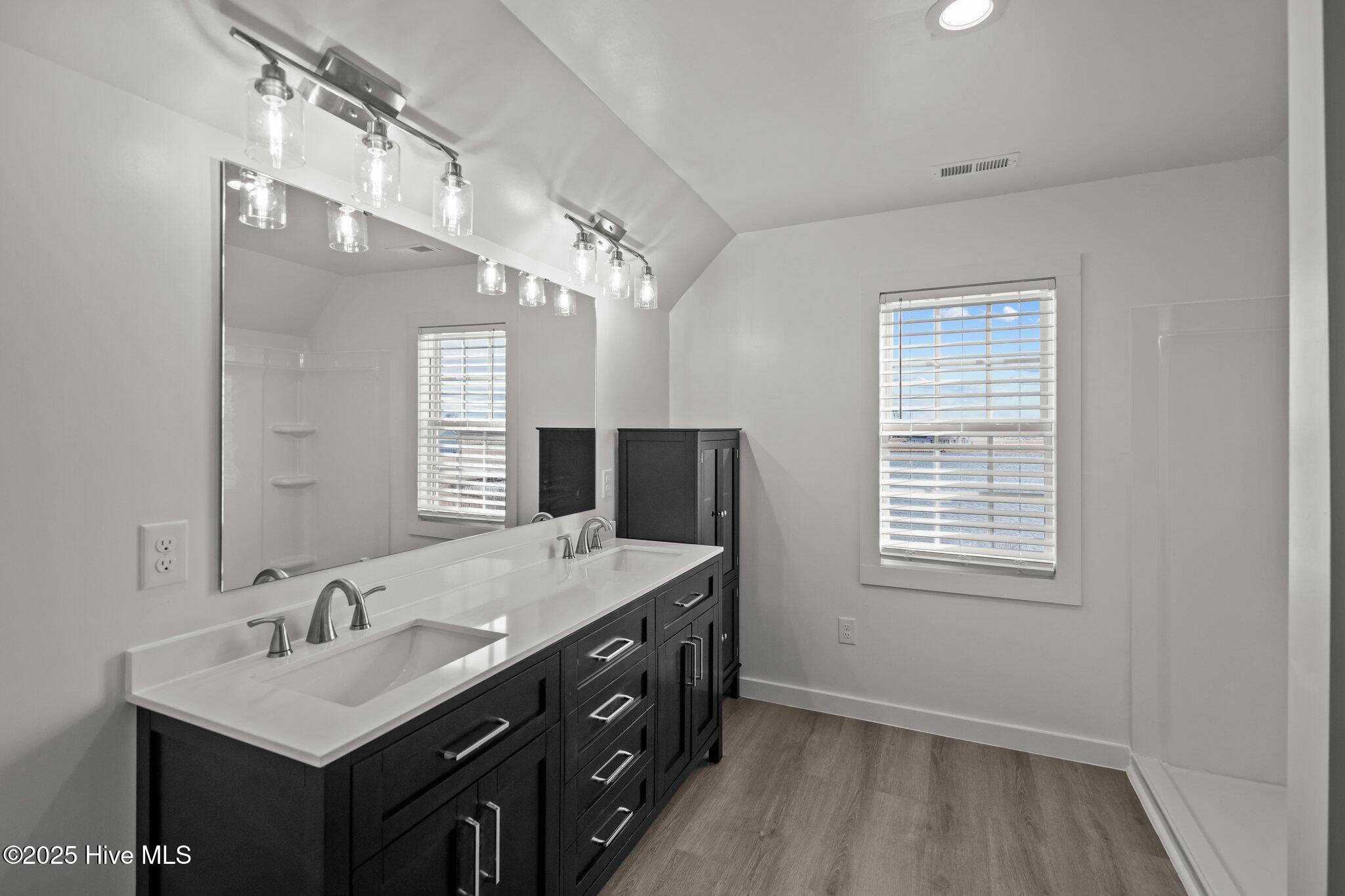 6011 Waters Edge Drive Property Photo 47