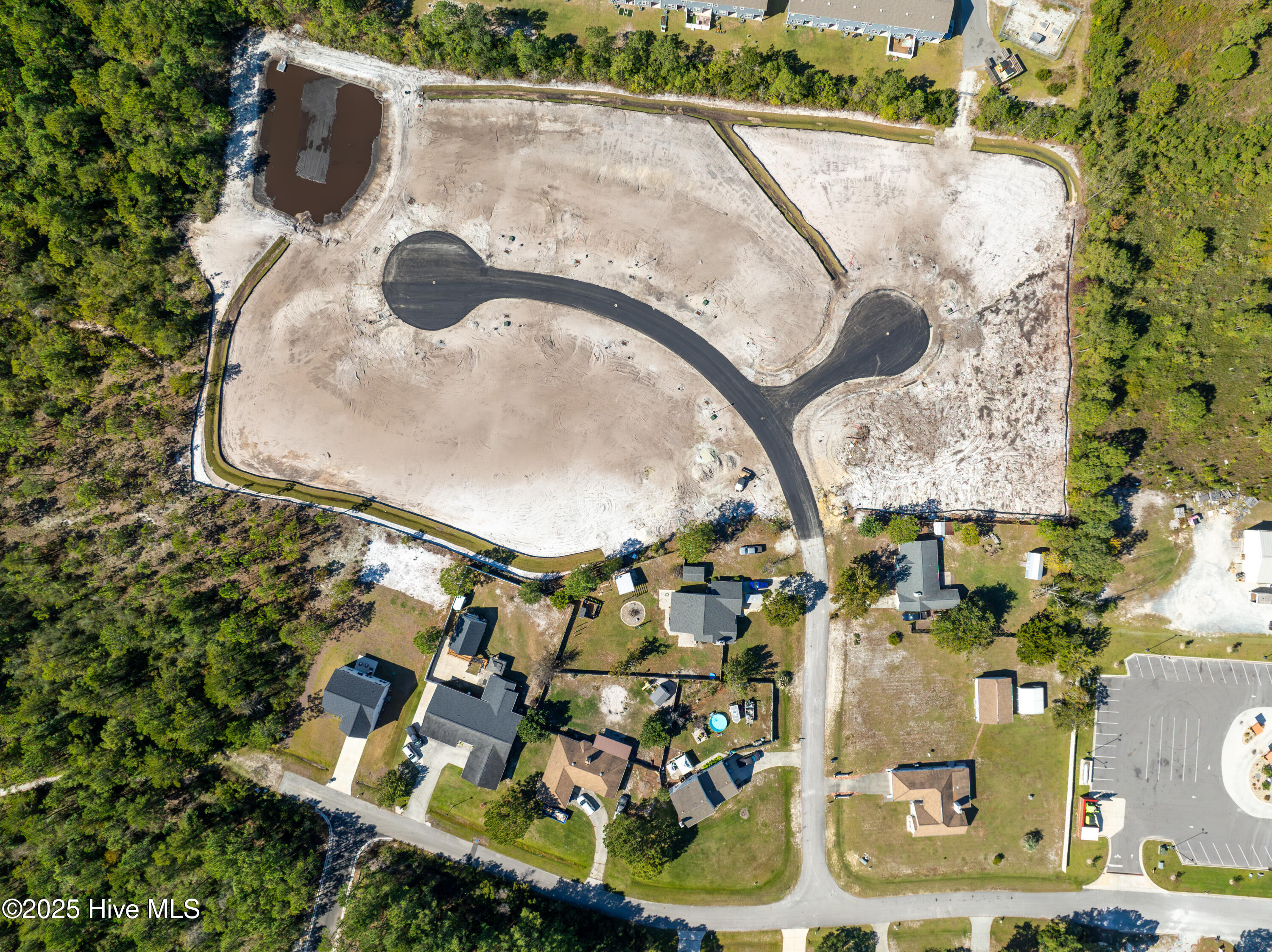 211 Sandpiper Place Property Photo 1