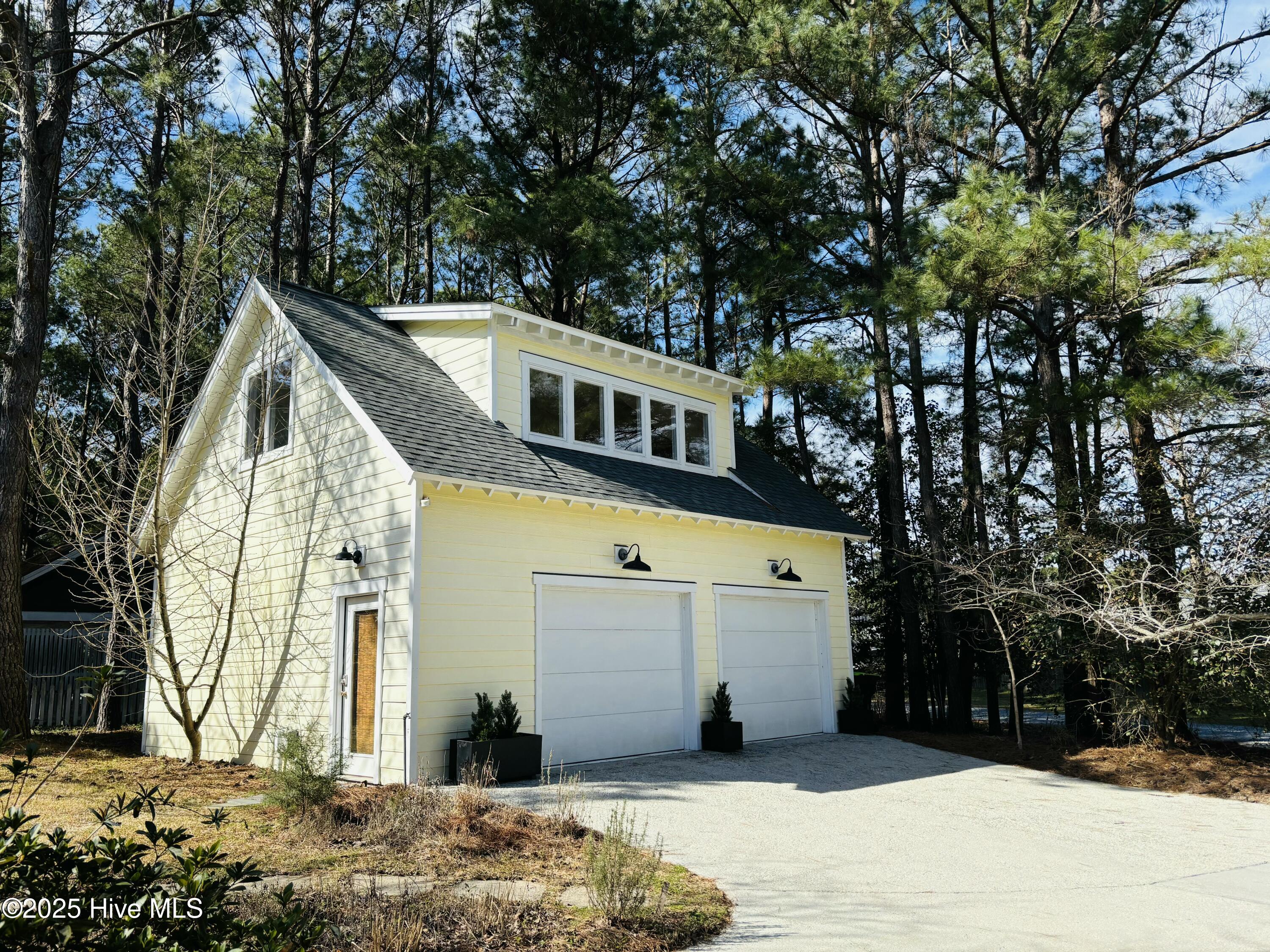 7907 Reunion Road Property Photo