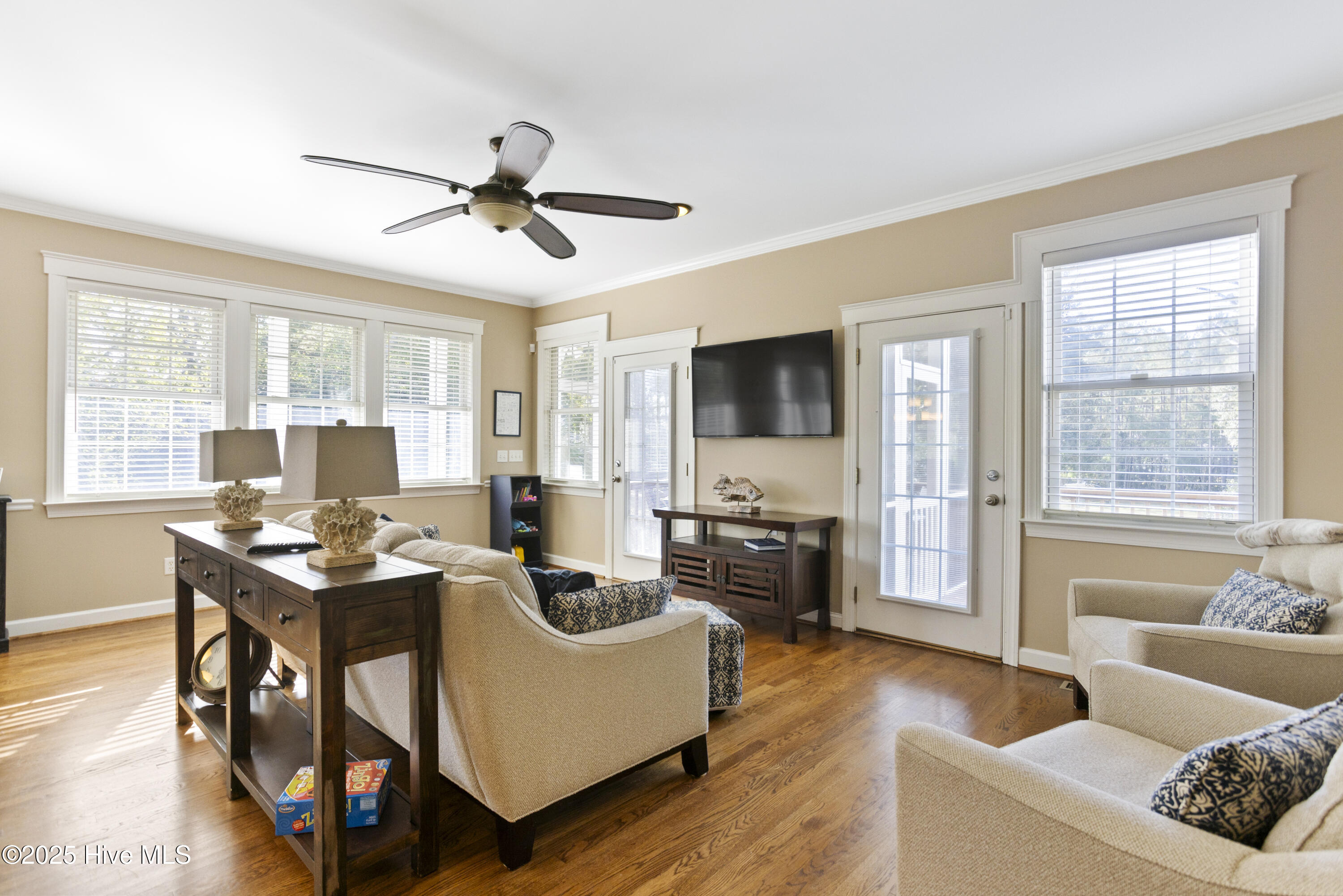 204 Windy Hills Drive Property Photo 11
