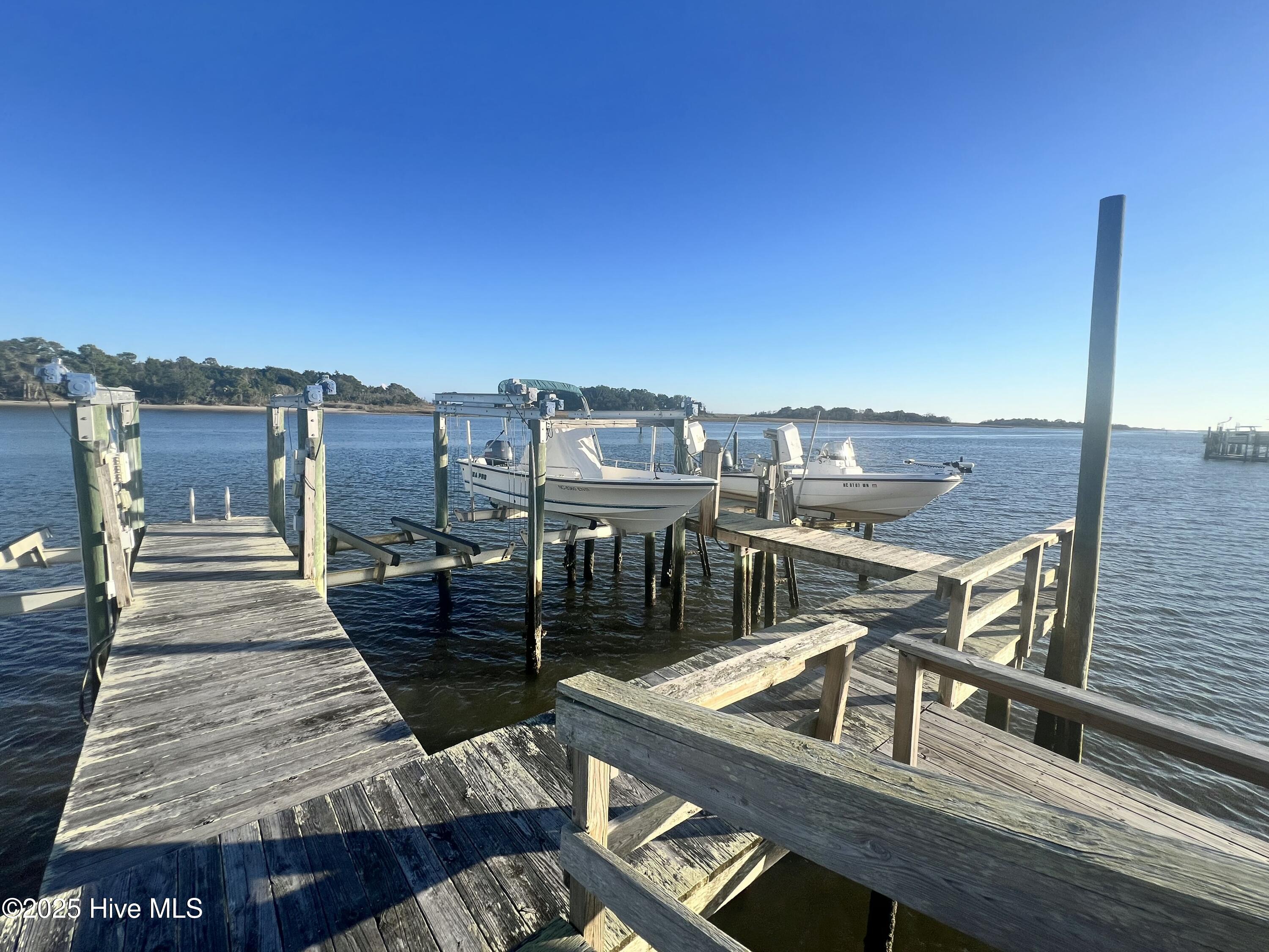 204 Windy Hills Drive Property Photo 74