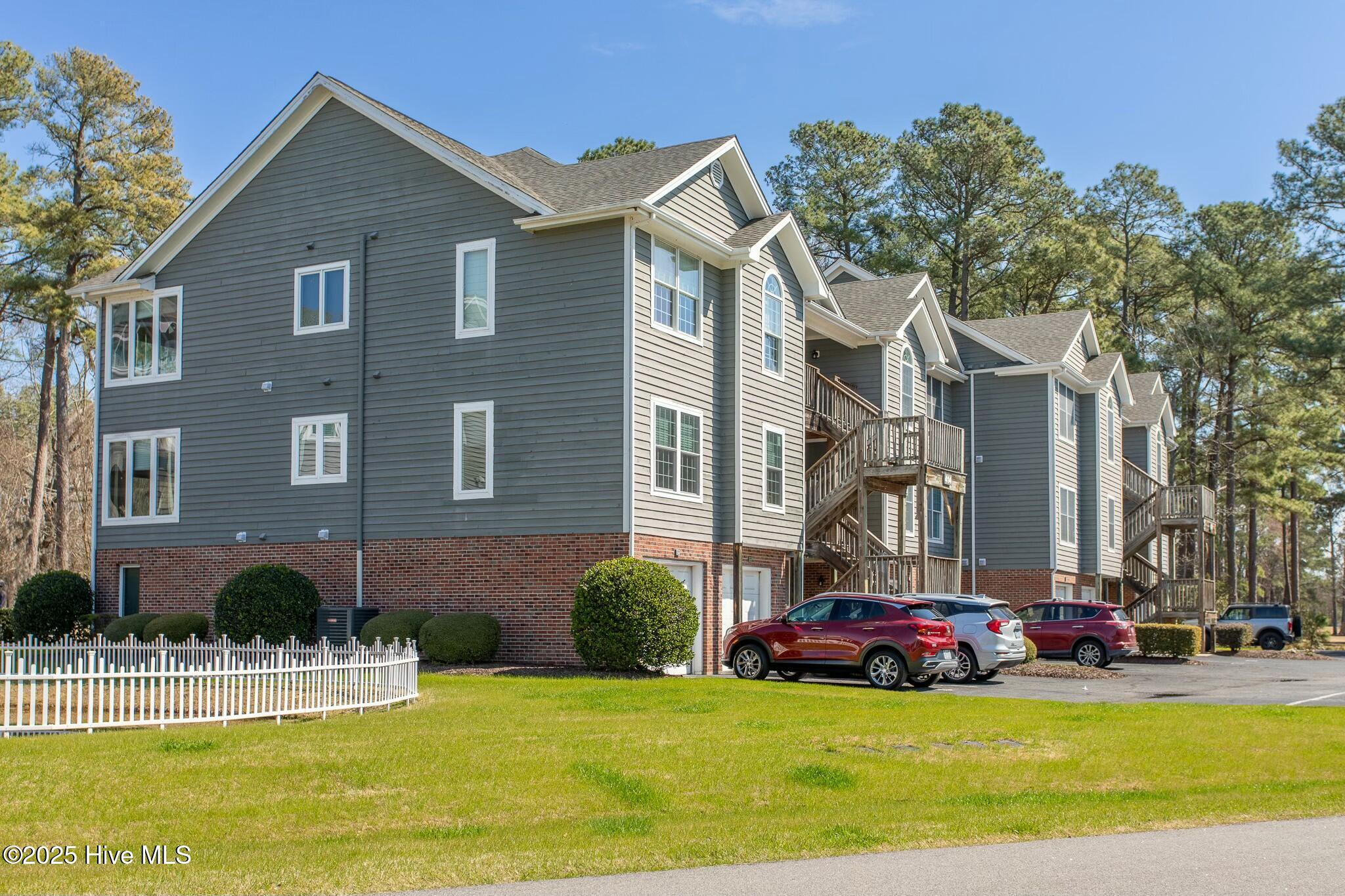 414 Albemarle Boulevard Apt 15a Property Photo