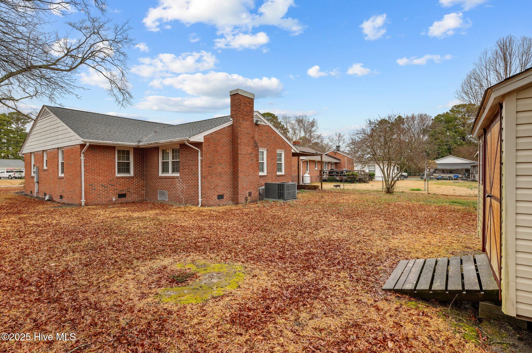 384 Snow Hill Street Property Photo 5