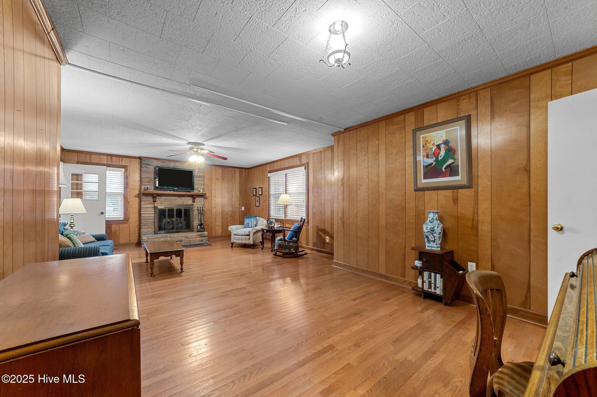 384 Snow Hill Street Property Photo 13