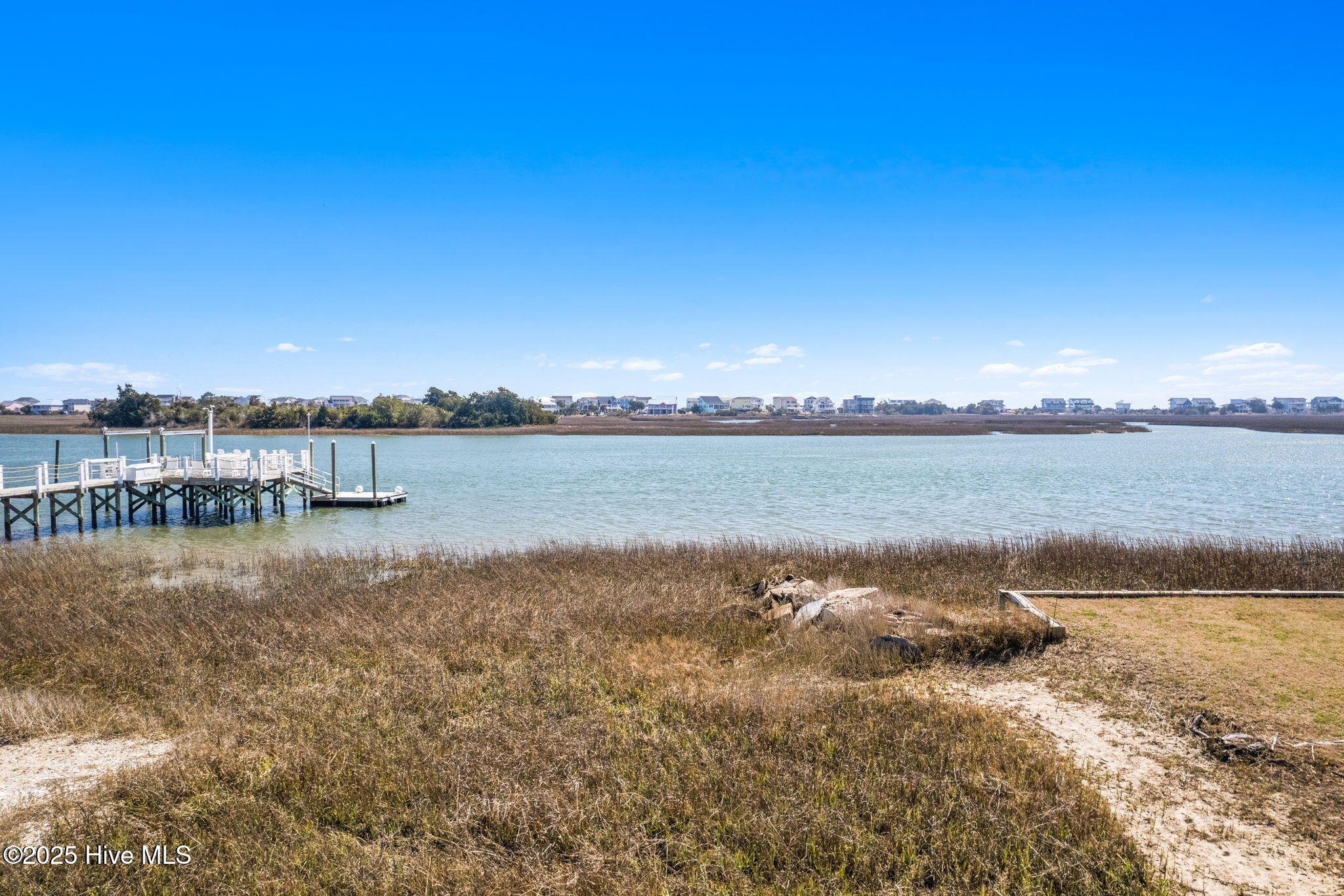 3793 Windy Point Road Property Photo 6