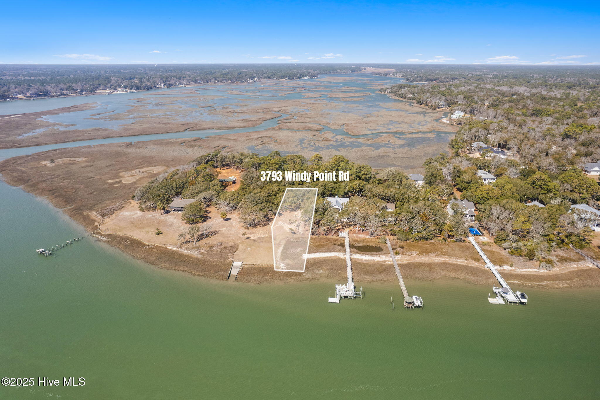 3793 Windy Point Road Property Photo 9