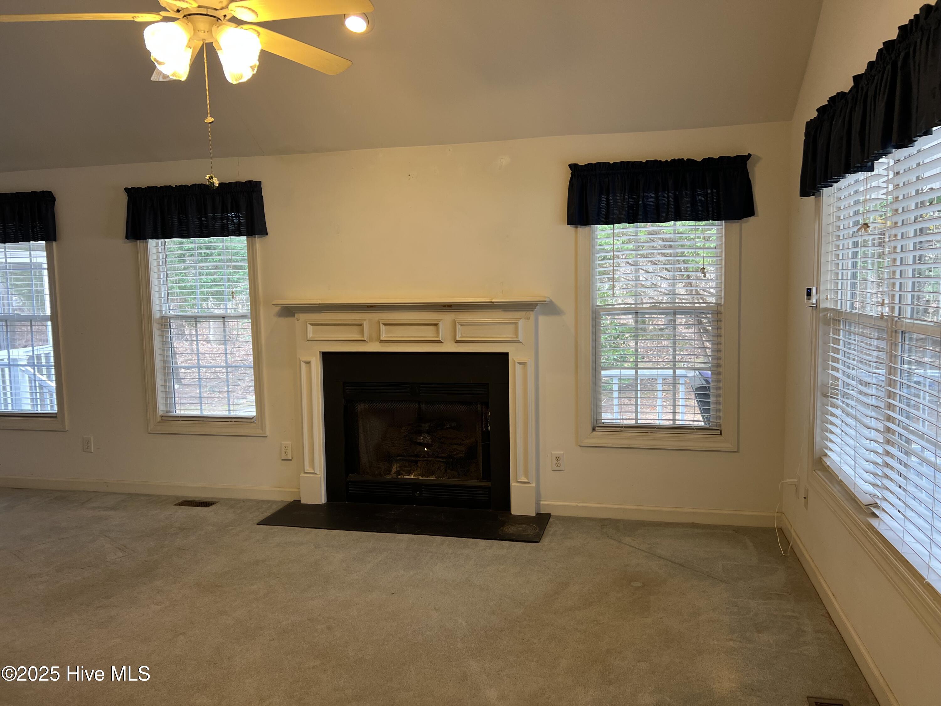 1903 Meredith Avenue Property Photo 5