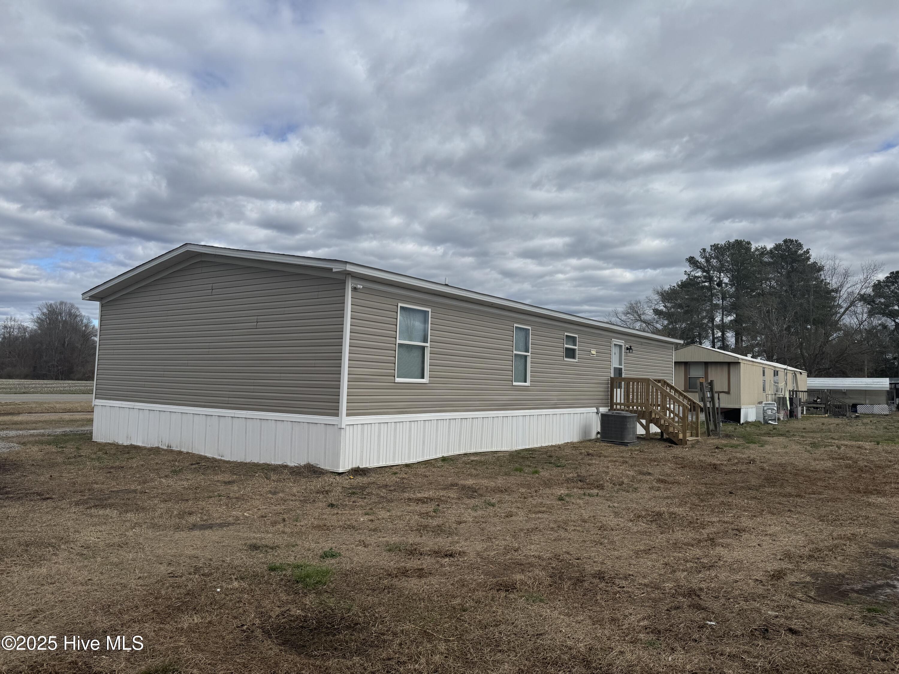 2035 Allen Williams Road Property Photo 4