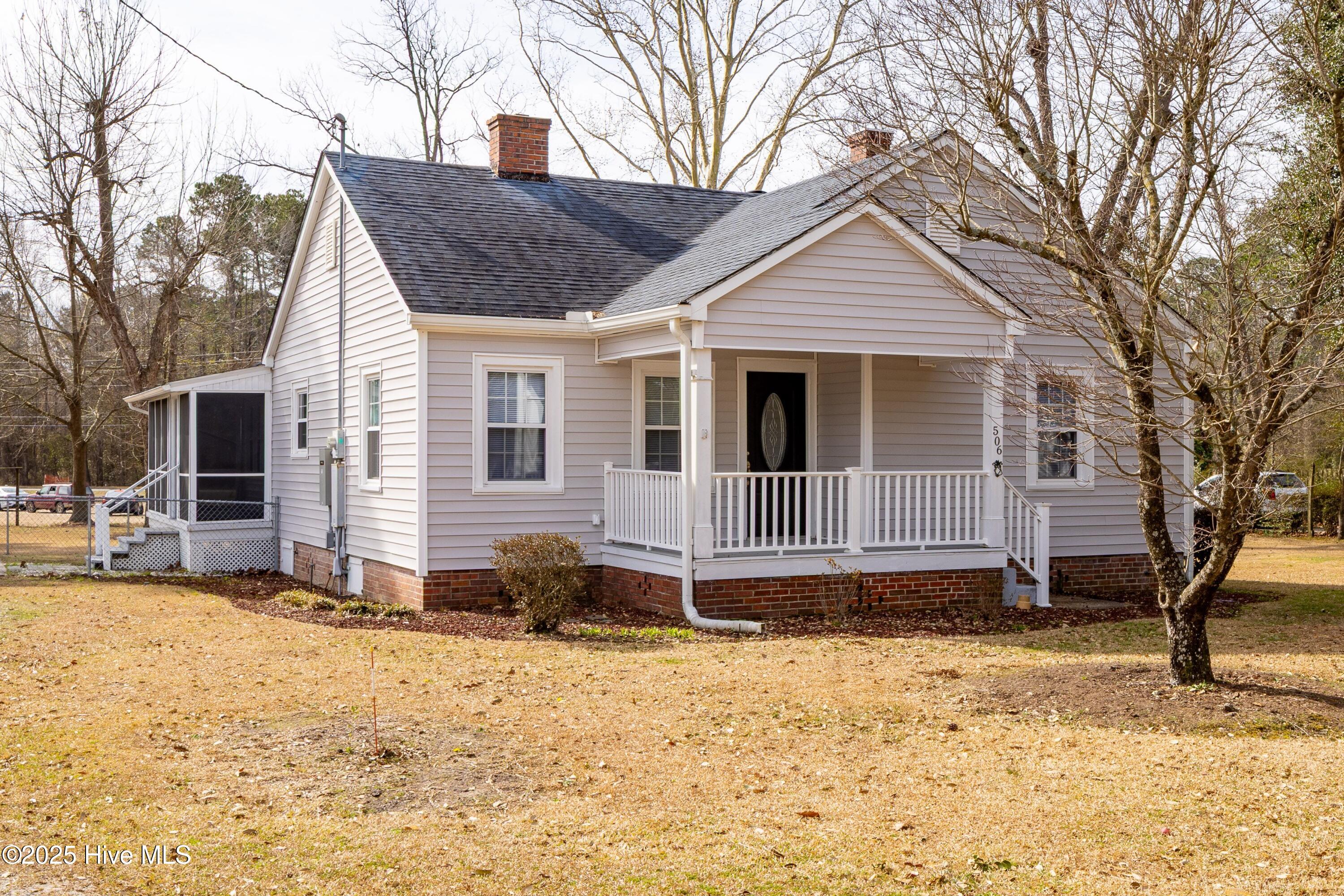 506 E Roseboro Street Property Photo