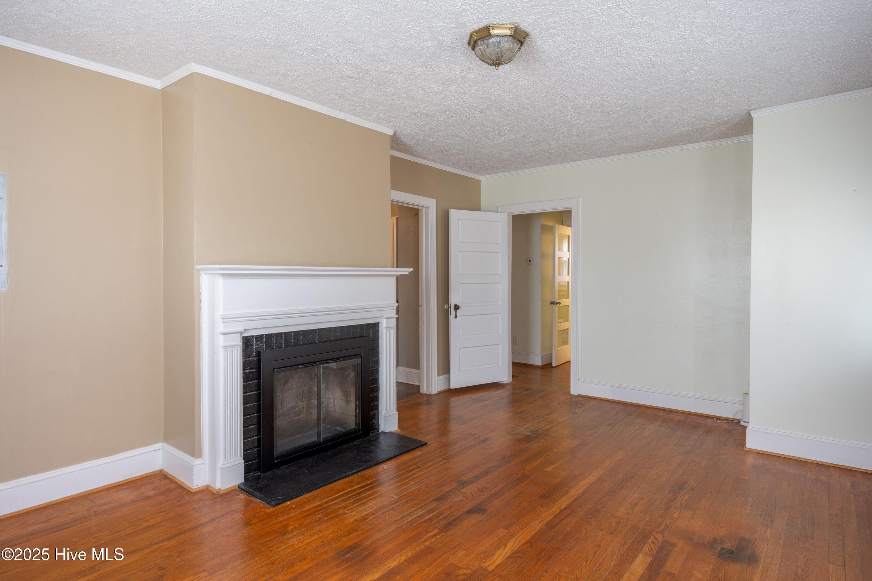 506 E Roseboro Street Property Photo 8