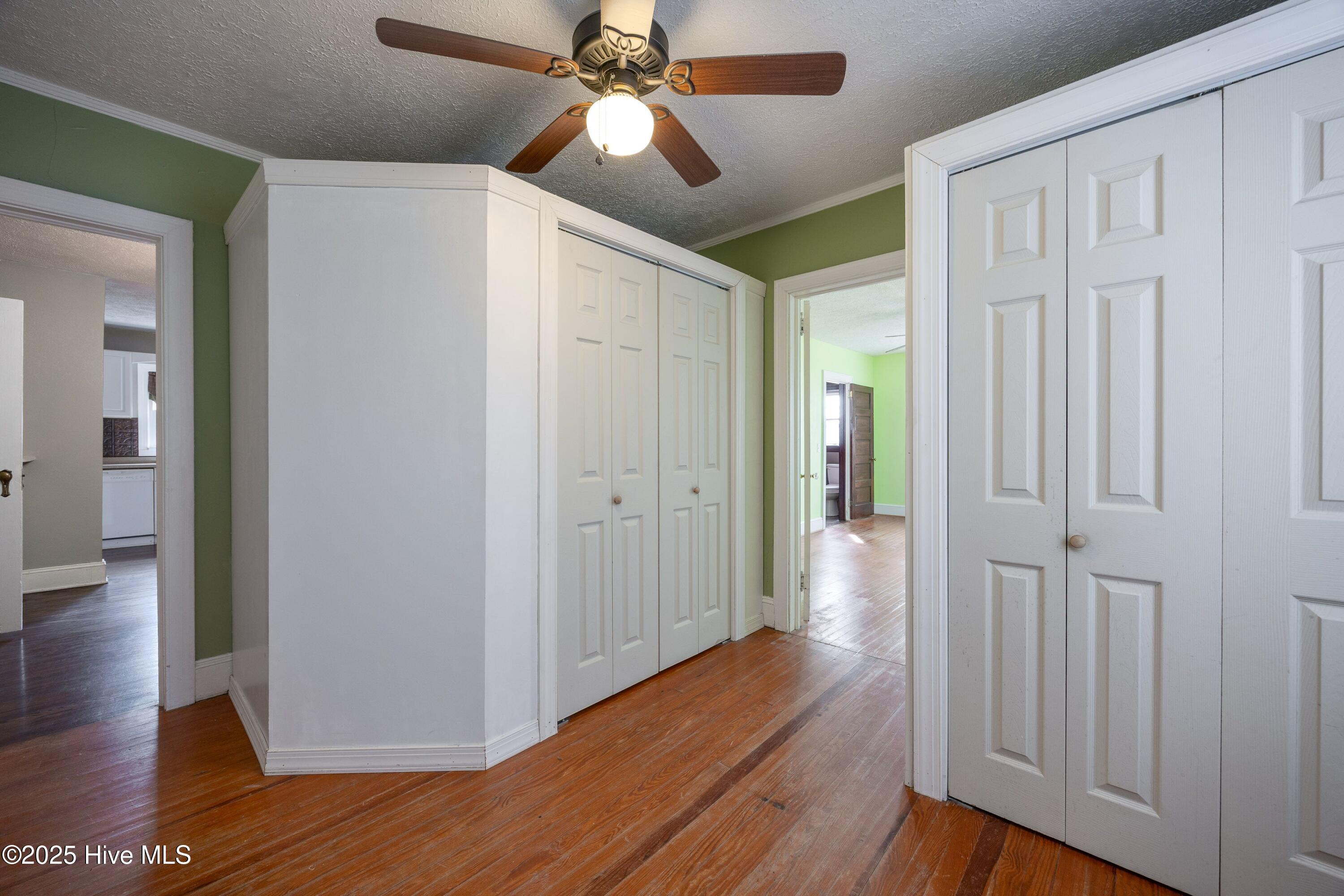 506 E Roseboro Street Property Photo 16