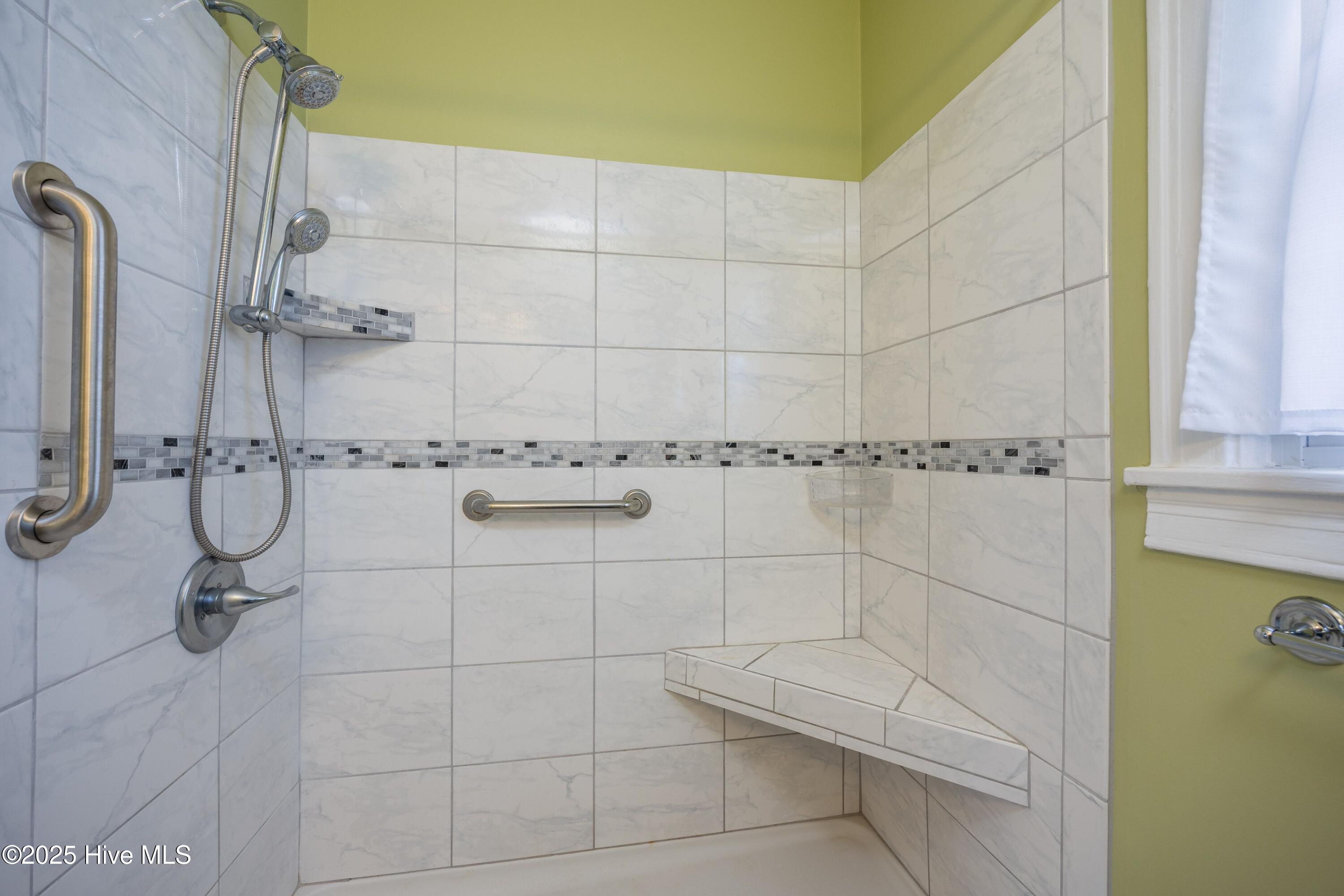 506 E Roseboro Street Property Photo 22
