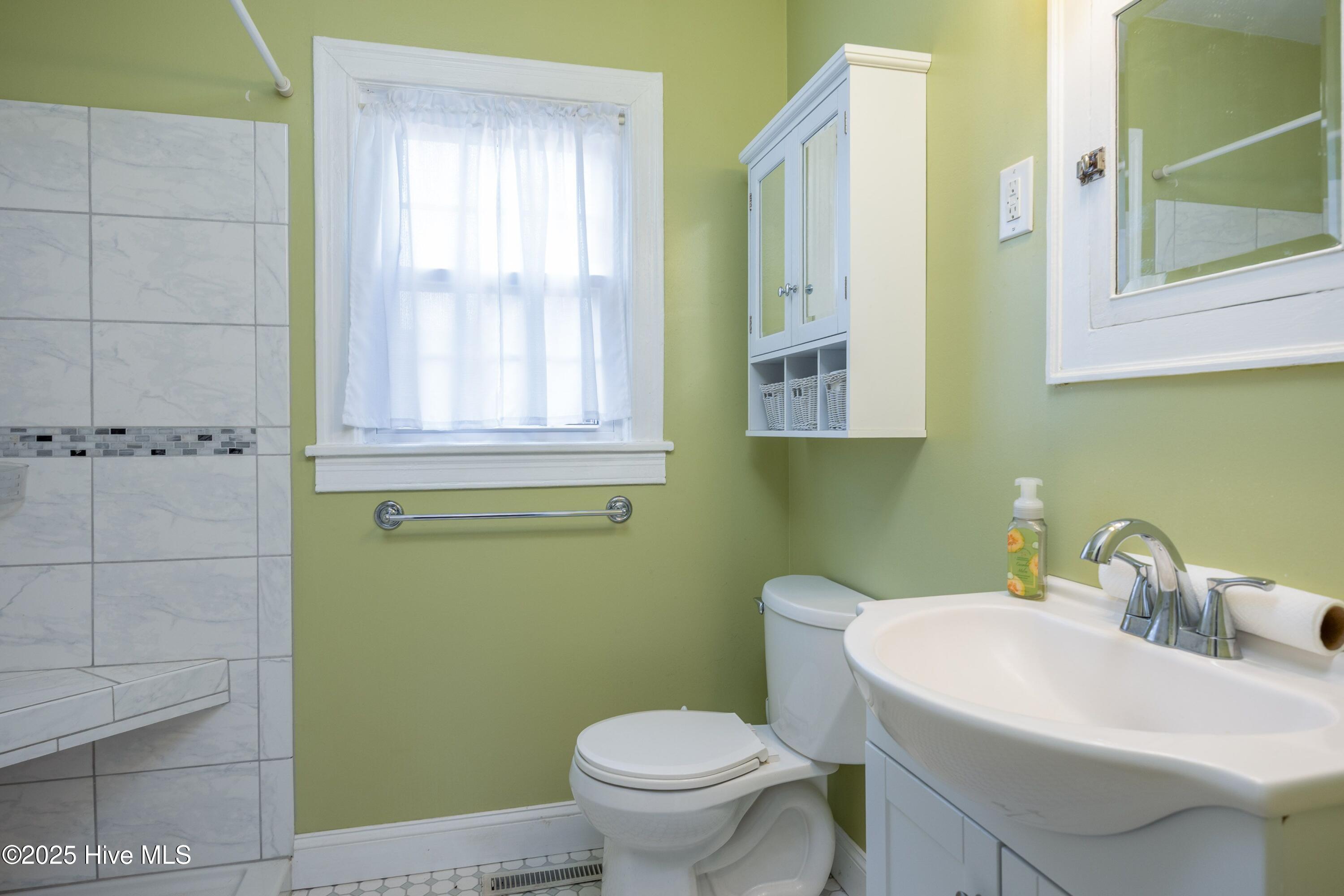 506 E Roseboro Street Property Photo 23