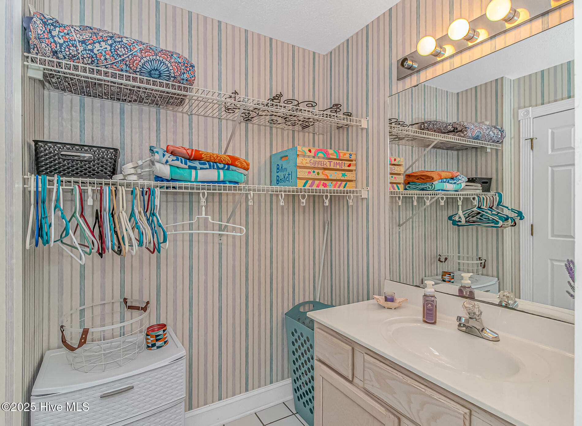 330 S Middleton Drive Unit 705 Property Photo 14