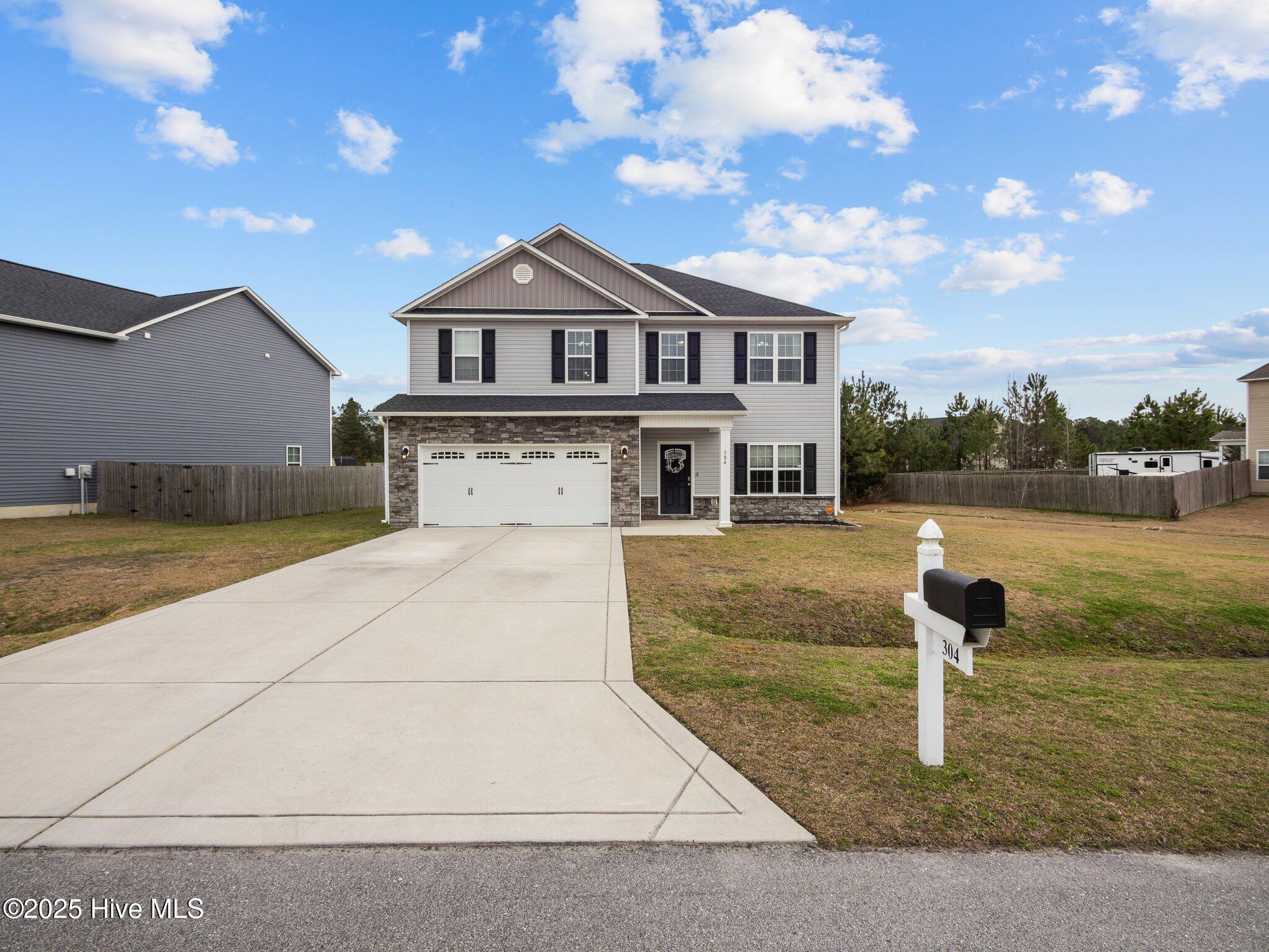 304 Mango Place Property Photo