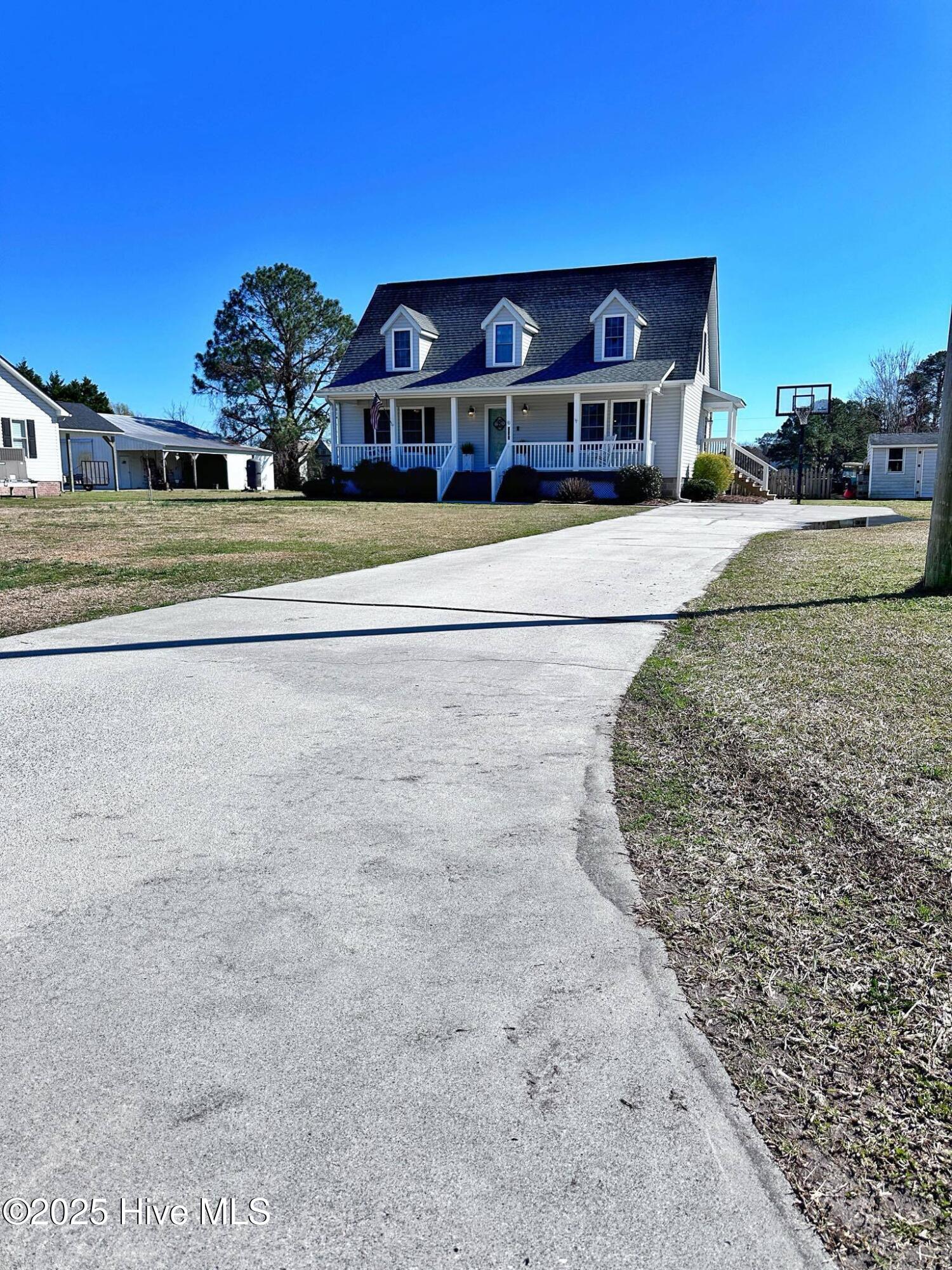 338 Country Club Lane Property Photo 2