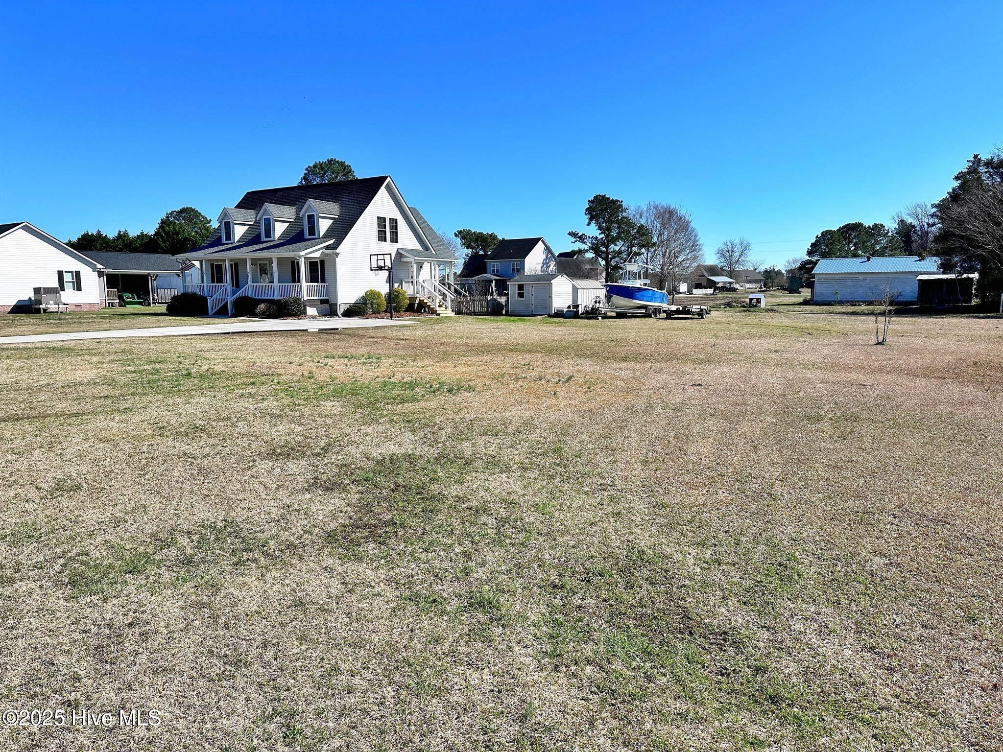 338 Country Club Lane Property Photo 10