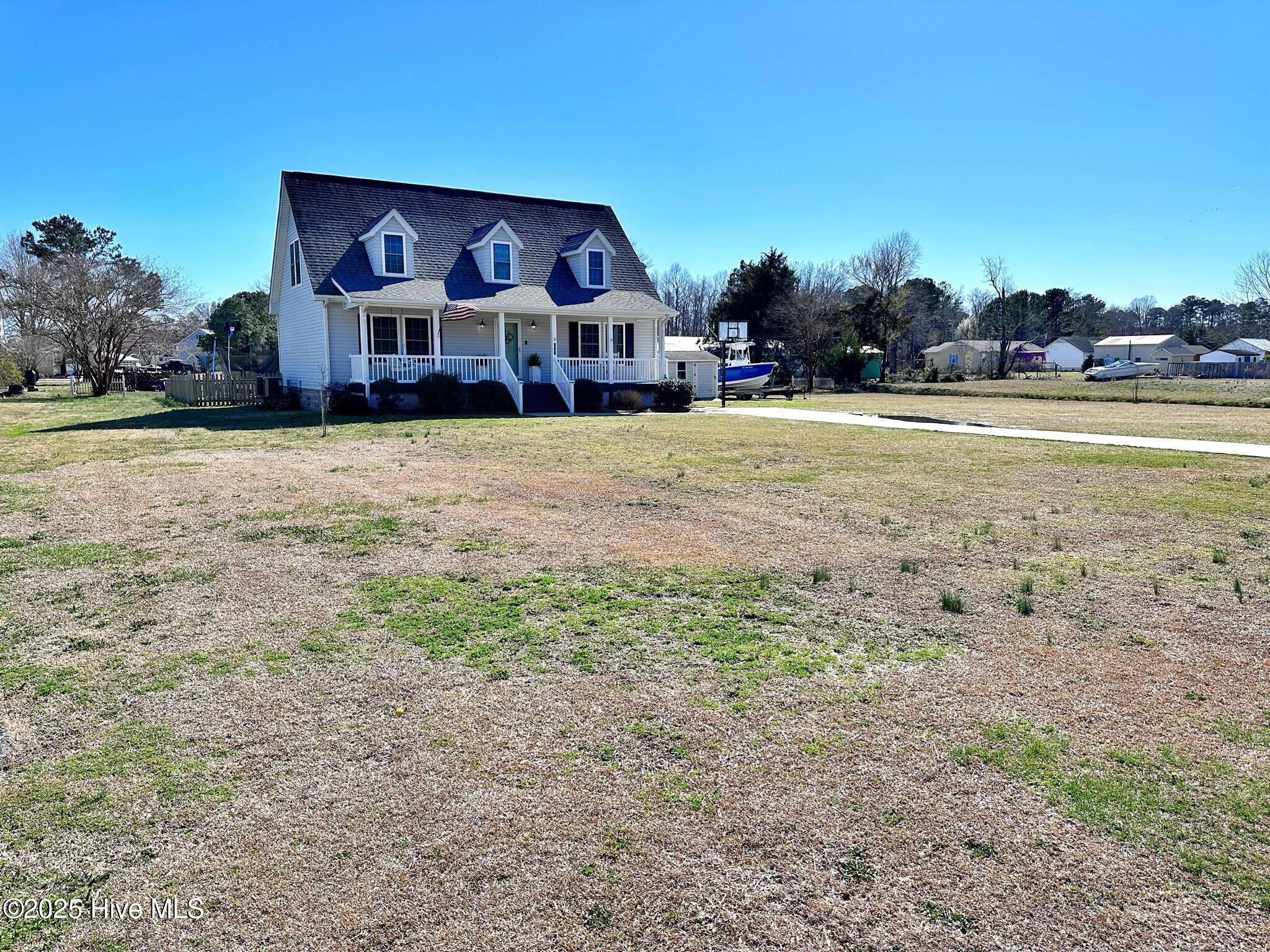 338 Country Club Lane Property Photo 11