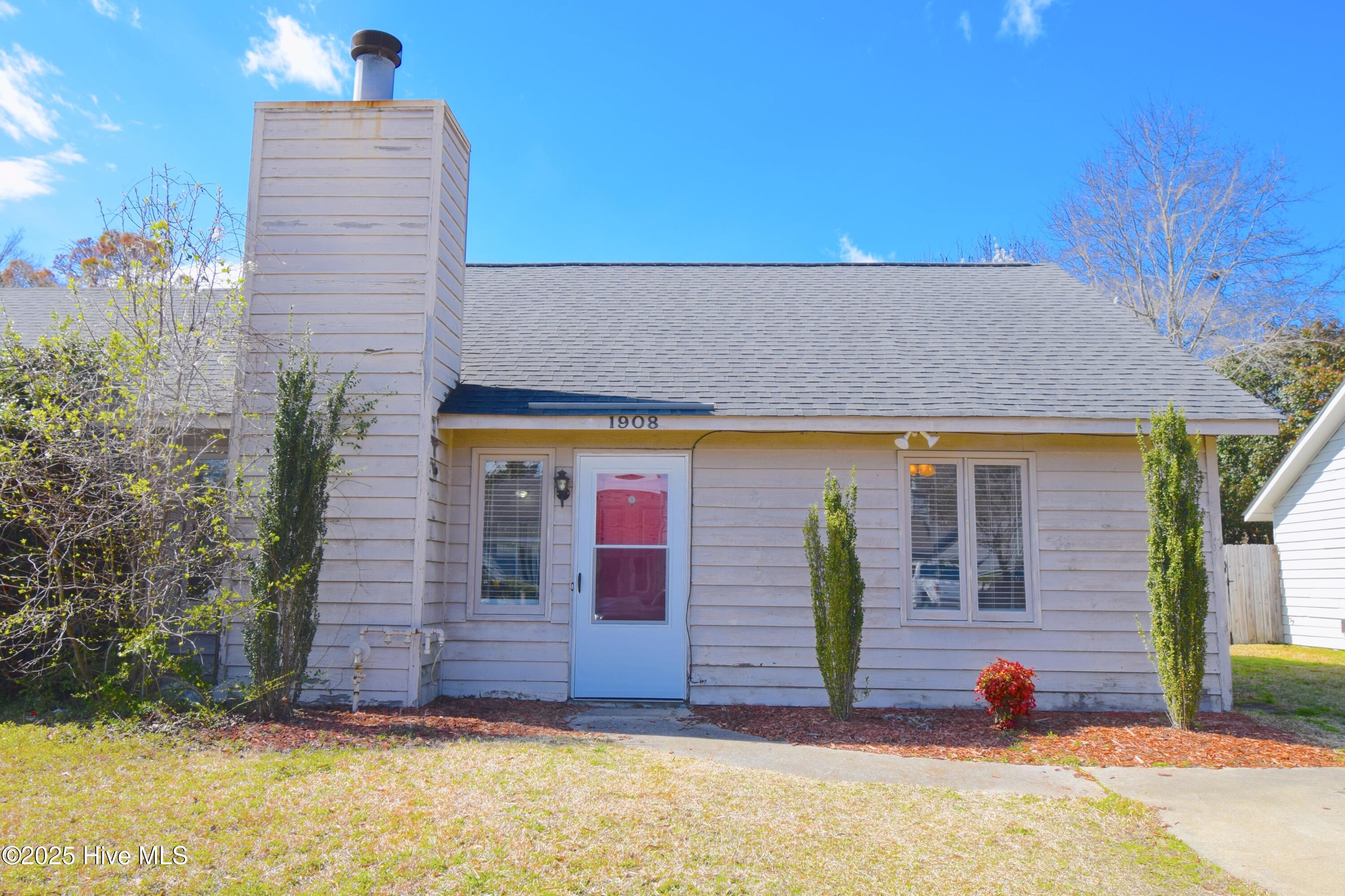 1908 Tiffany Drive Property Photo