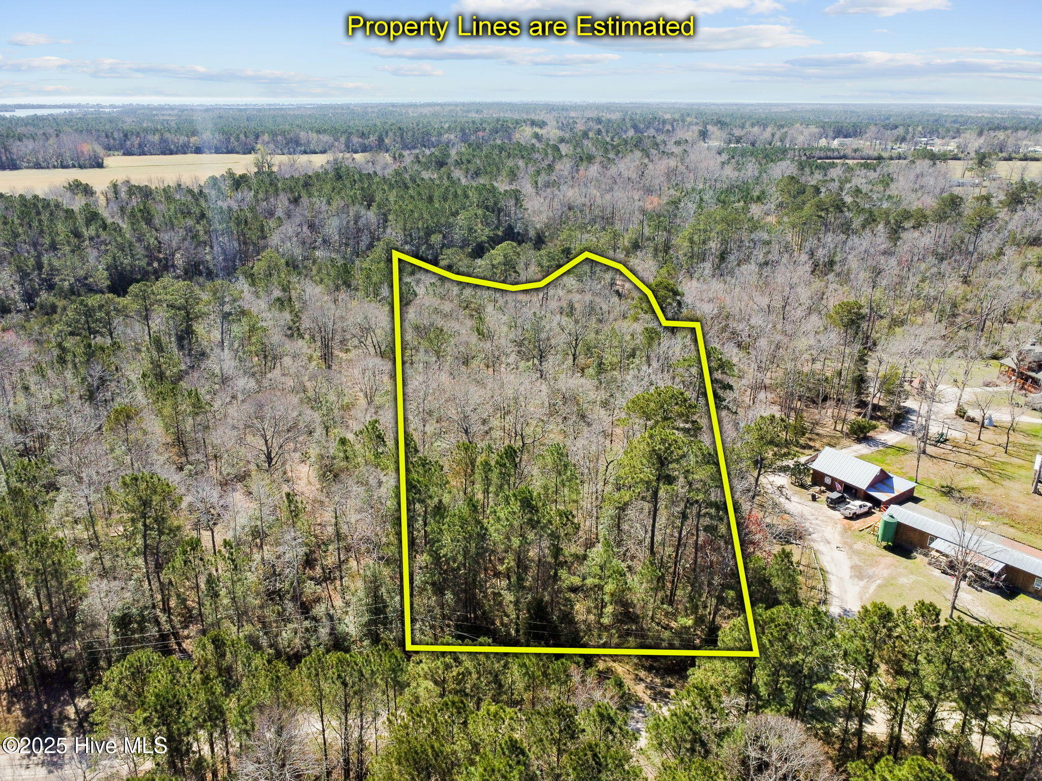 310 Clearview Drive Property Photo 2